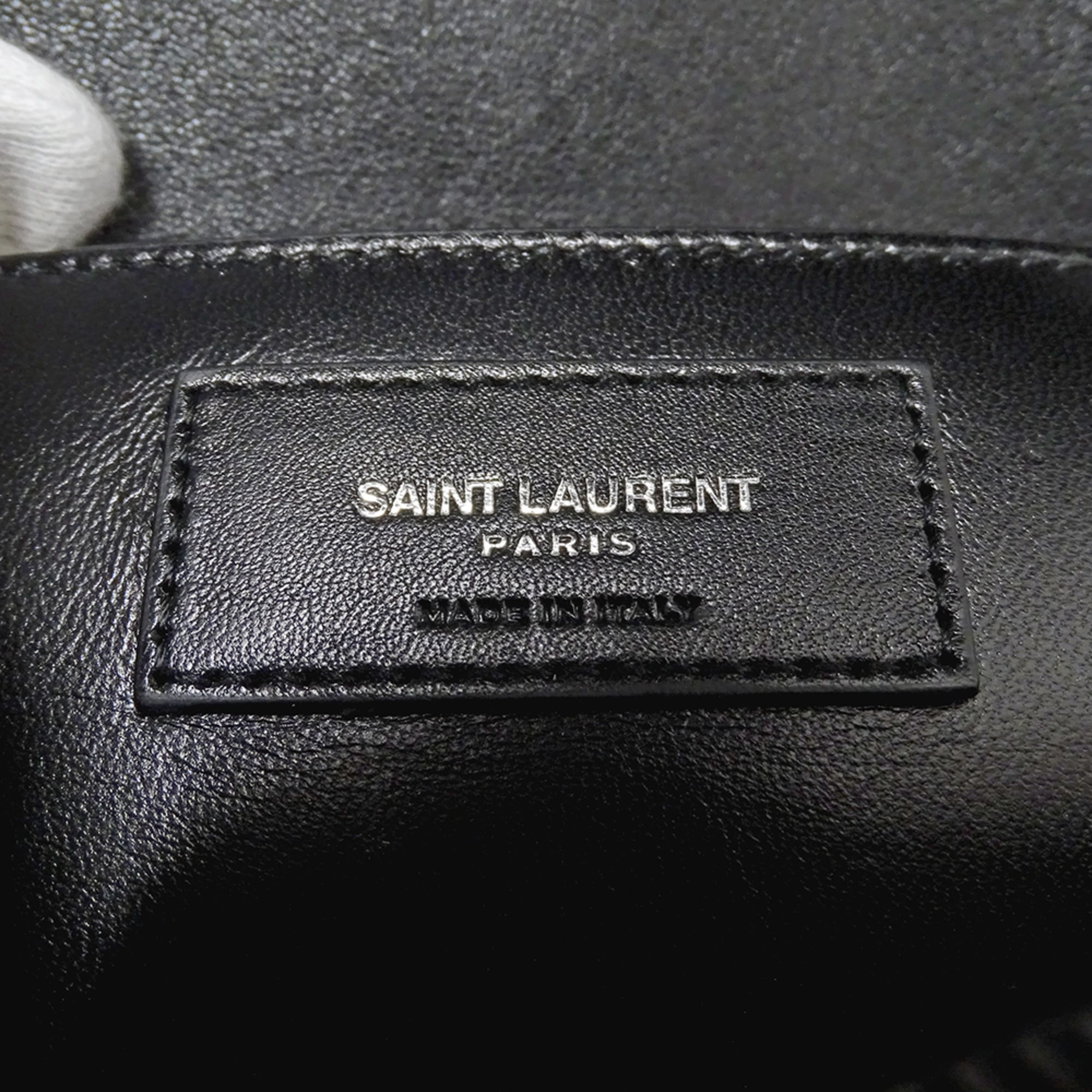 Saint Laurent Black Leather Shoulder Bag (Pre-Owned)