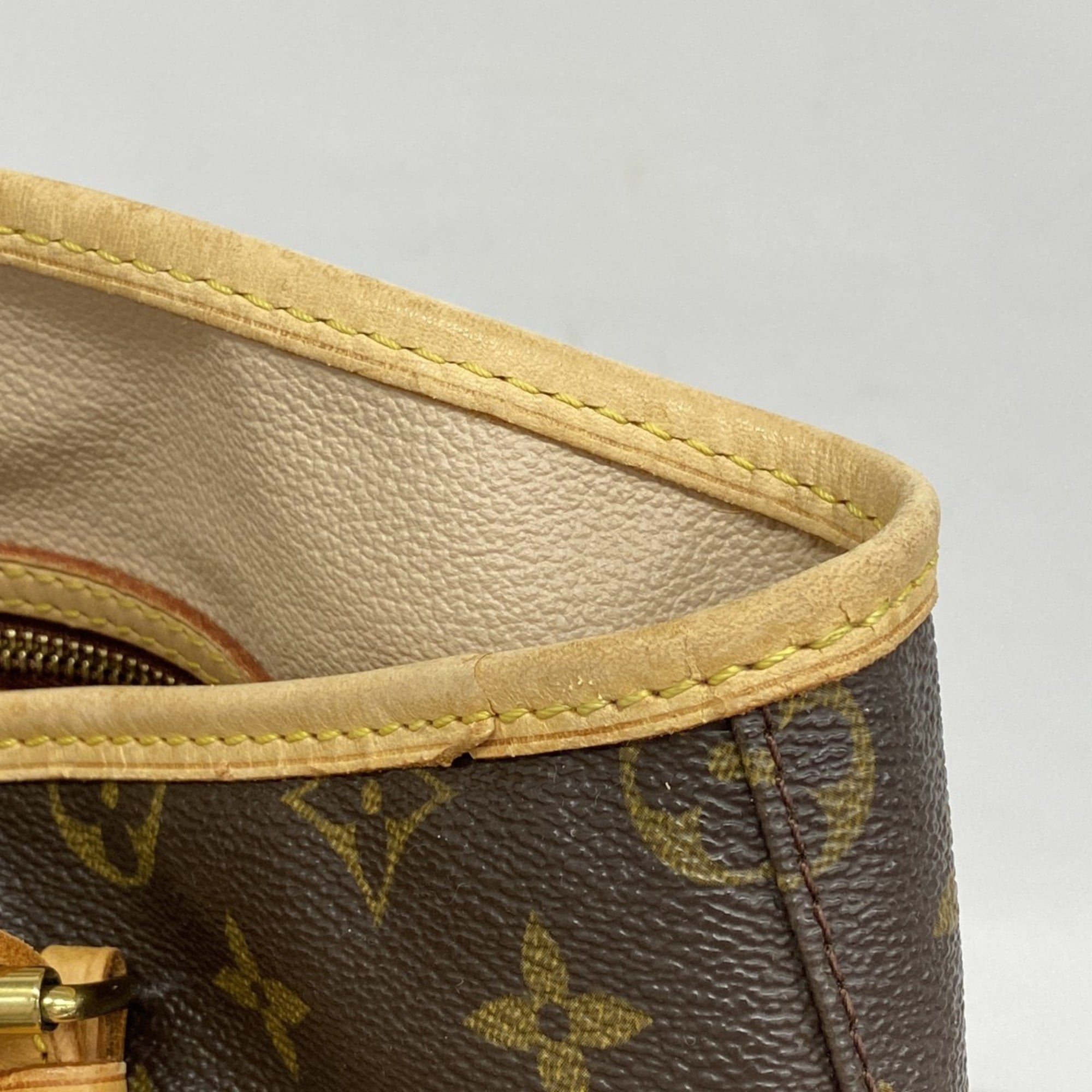 Louis Vuitton Brown Tote Bag (Pre-Owned)