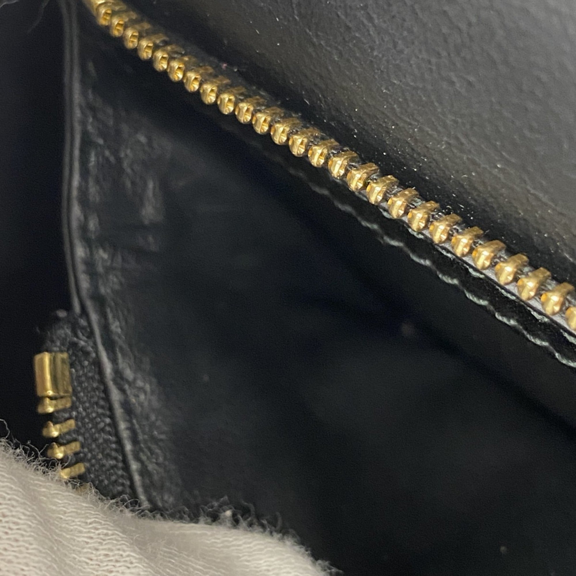 Salvatore Ferragamo Black Blue Pink Suede Handbag (Pre-Owned)