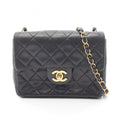 Chanel Black Leather Shoulder Bag (Pre-Owned)
