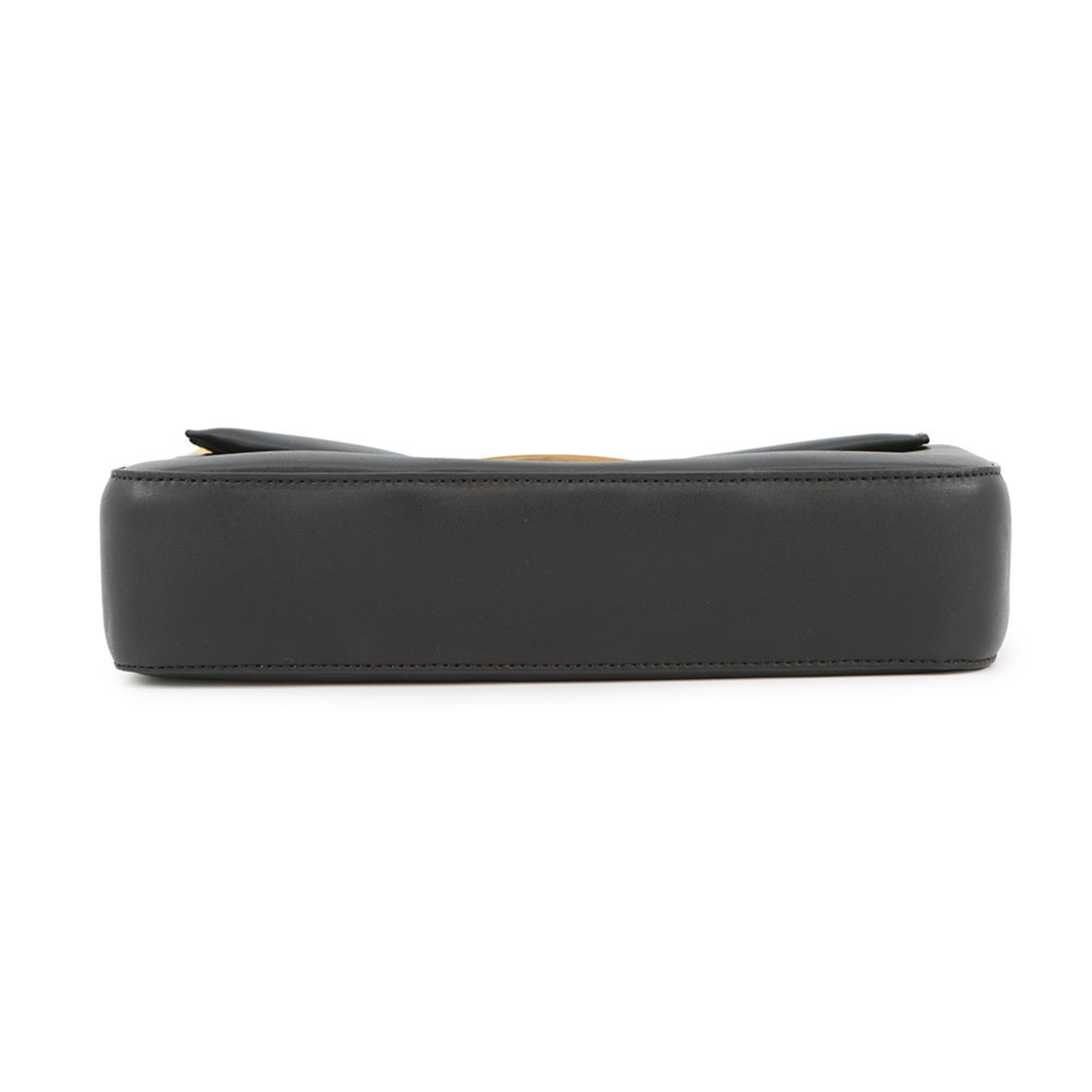Fendi Baguette Black Shoulder Bag (Pre-Owned)