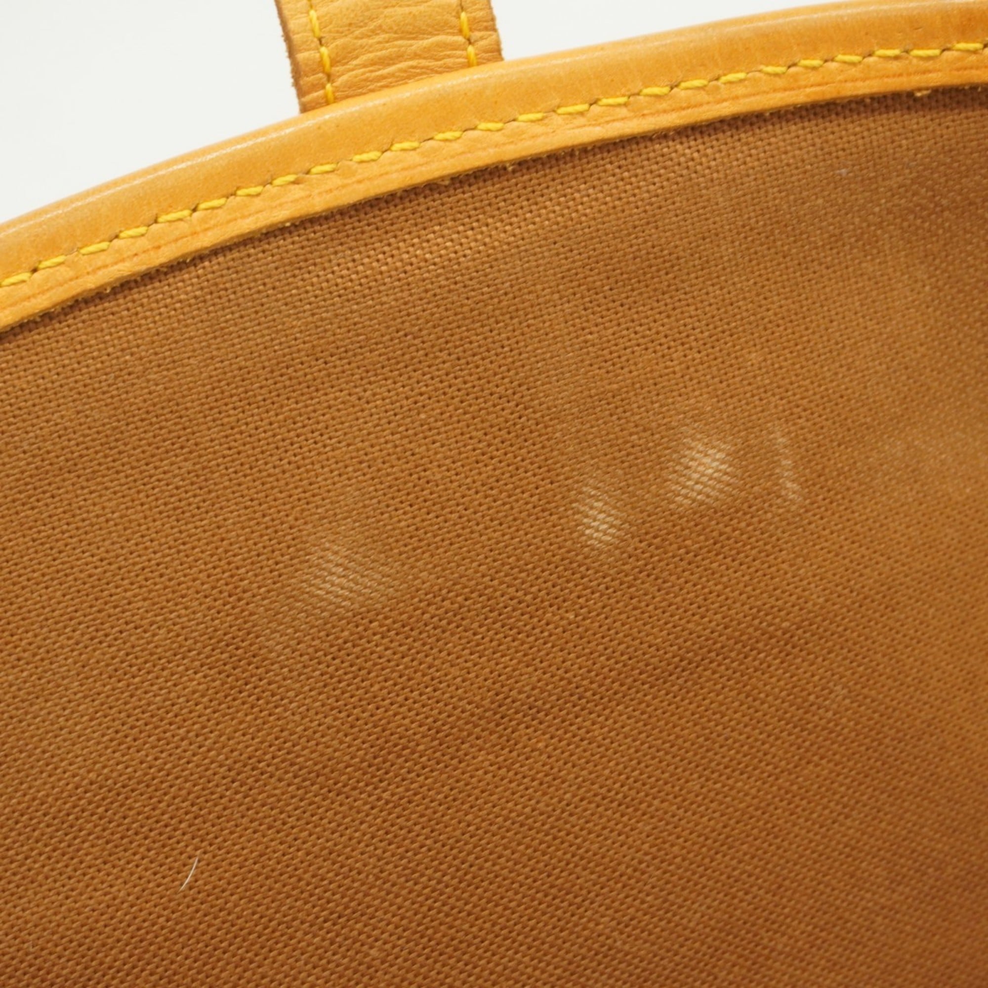 Louis Vuitton Brown Shoulder Bag (Pre-Owned)