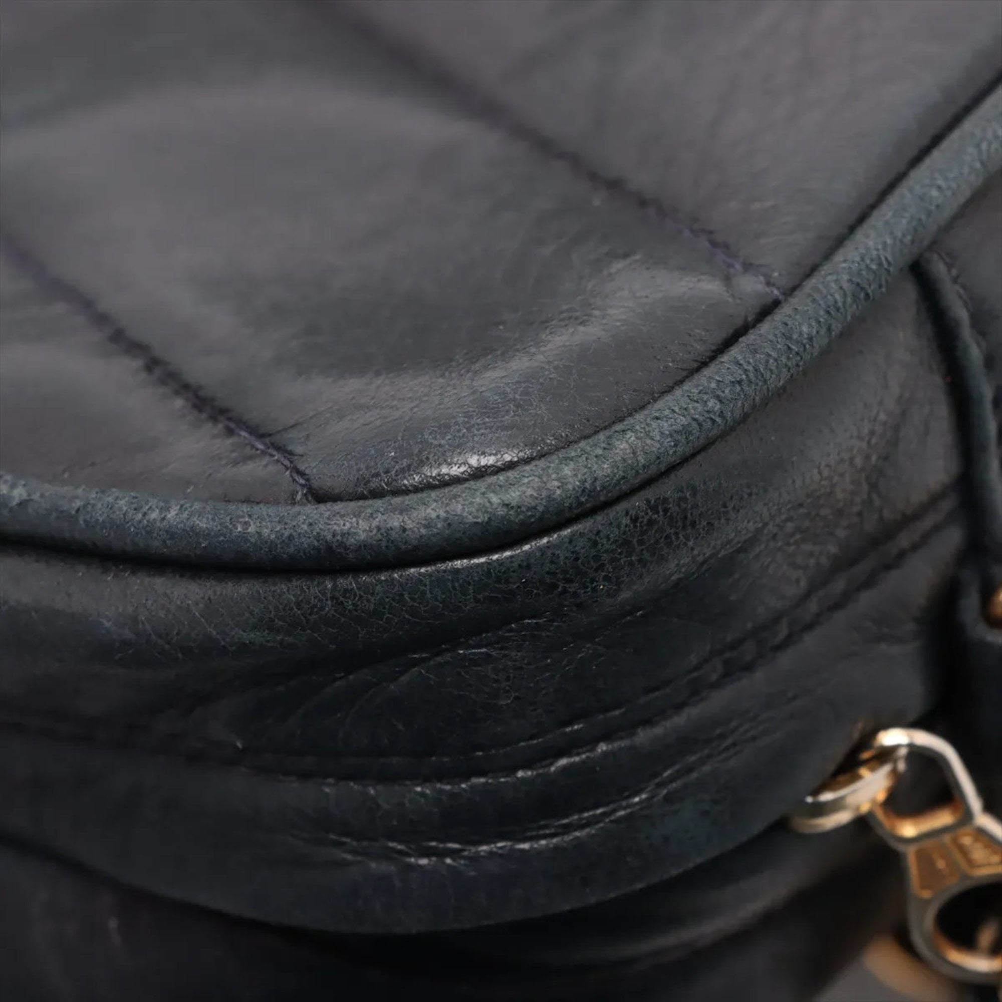 Chanel Navy Leather Shoulder Bag (Pre-Owned)