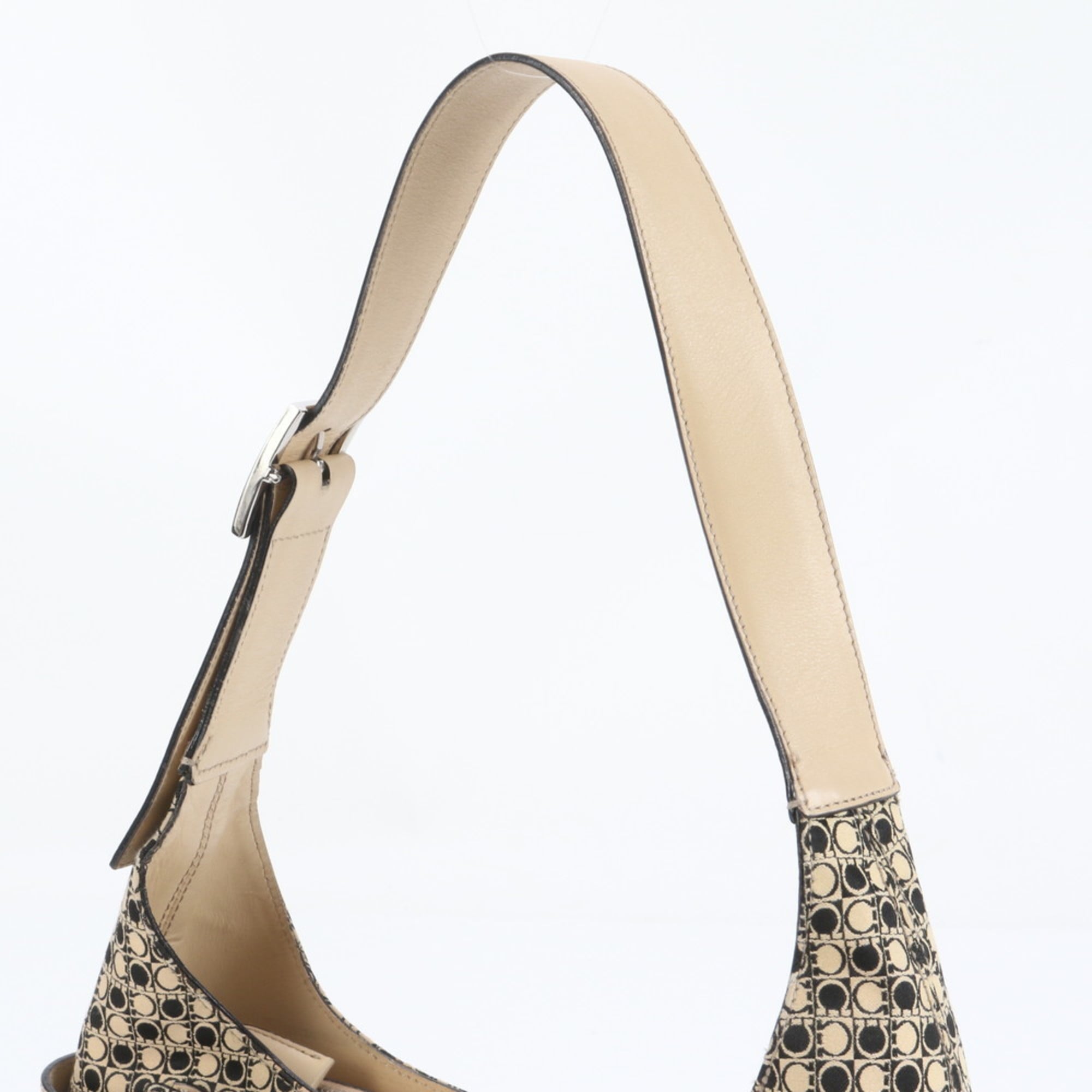 Salvatore Ferragamo Beige Black Leather Canvas Shoulder Bag (Pre-Owned)