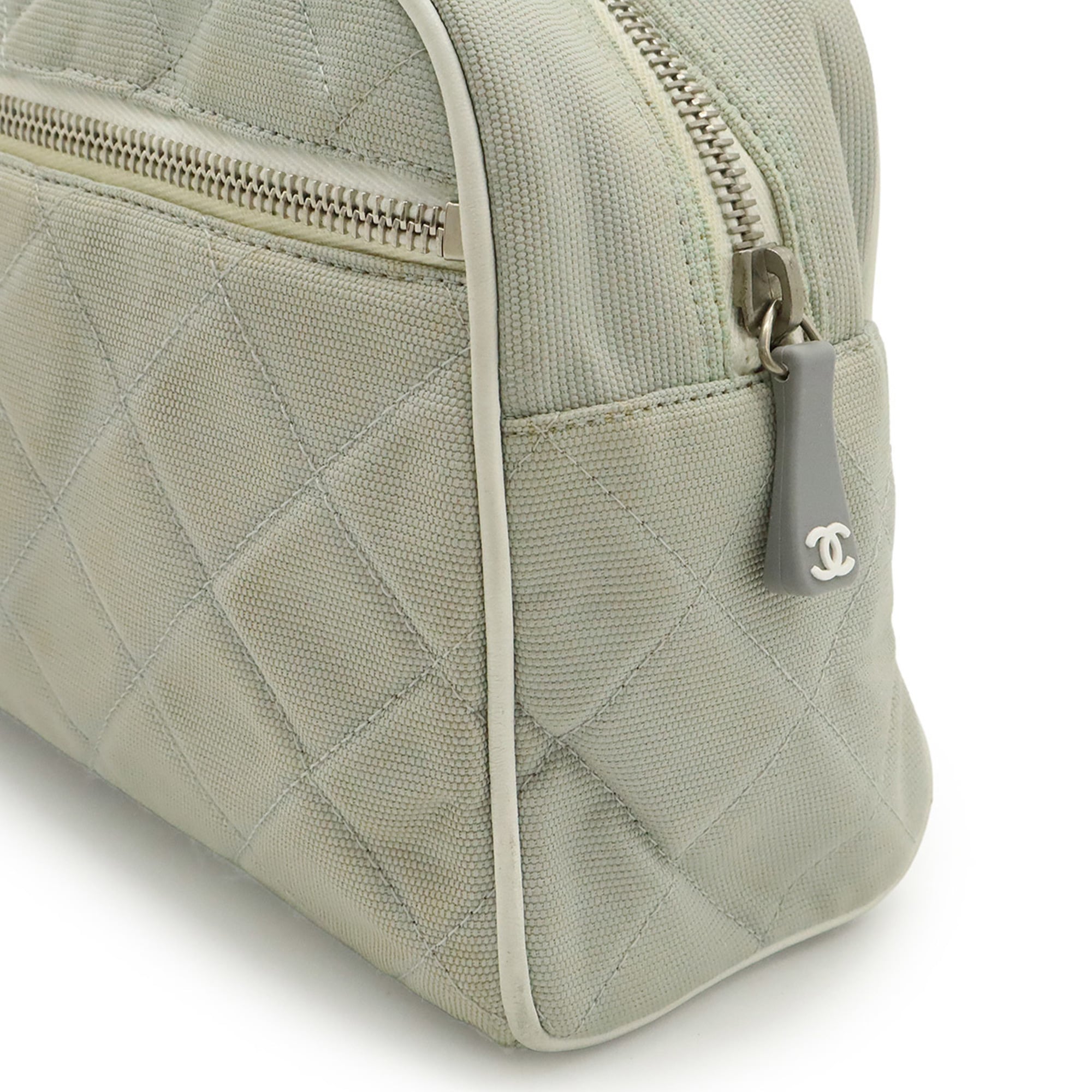 Chanel Light Gray White Canvas Leather Handbag (Pre-Owned)