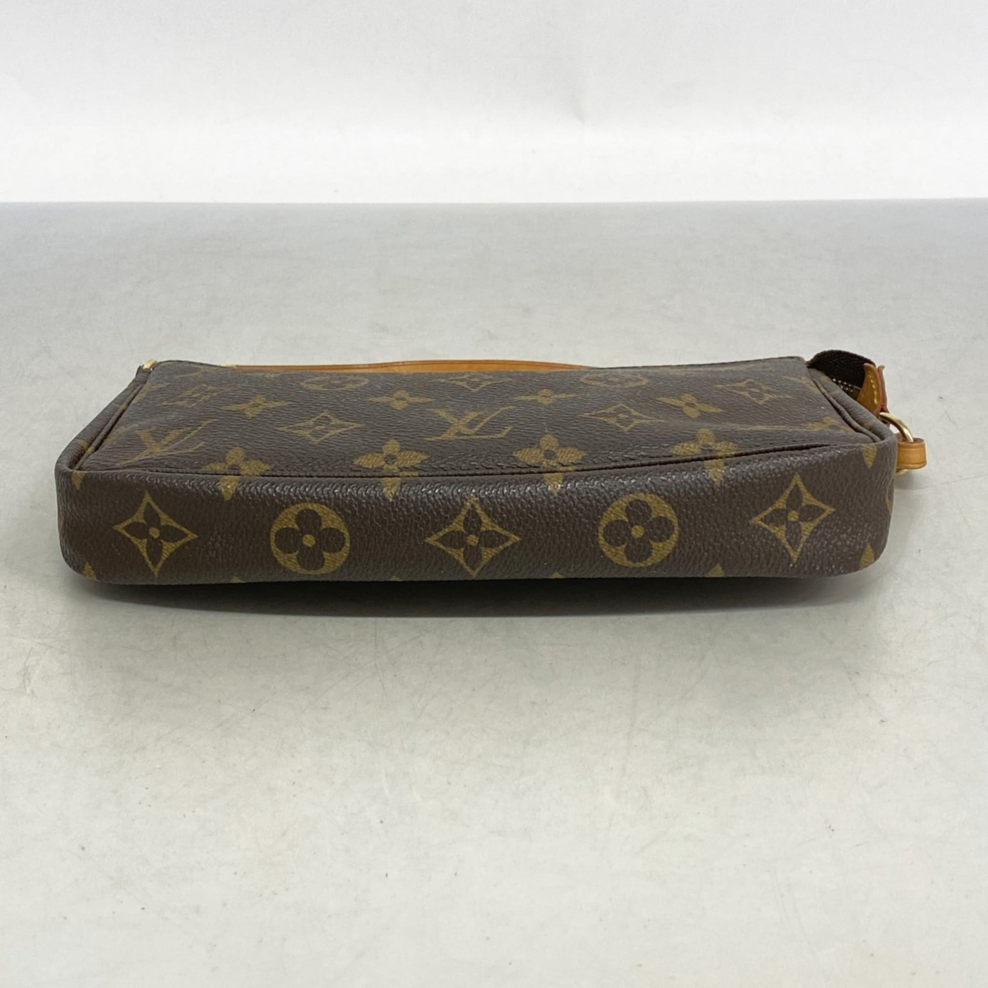 Louis Vuitton Brown Pouch (Pre-Owned)
