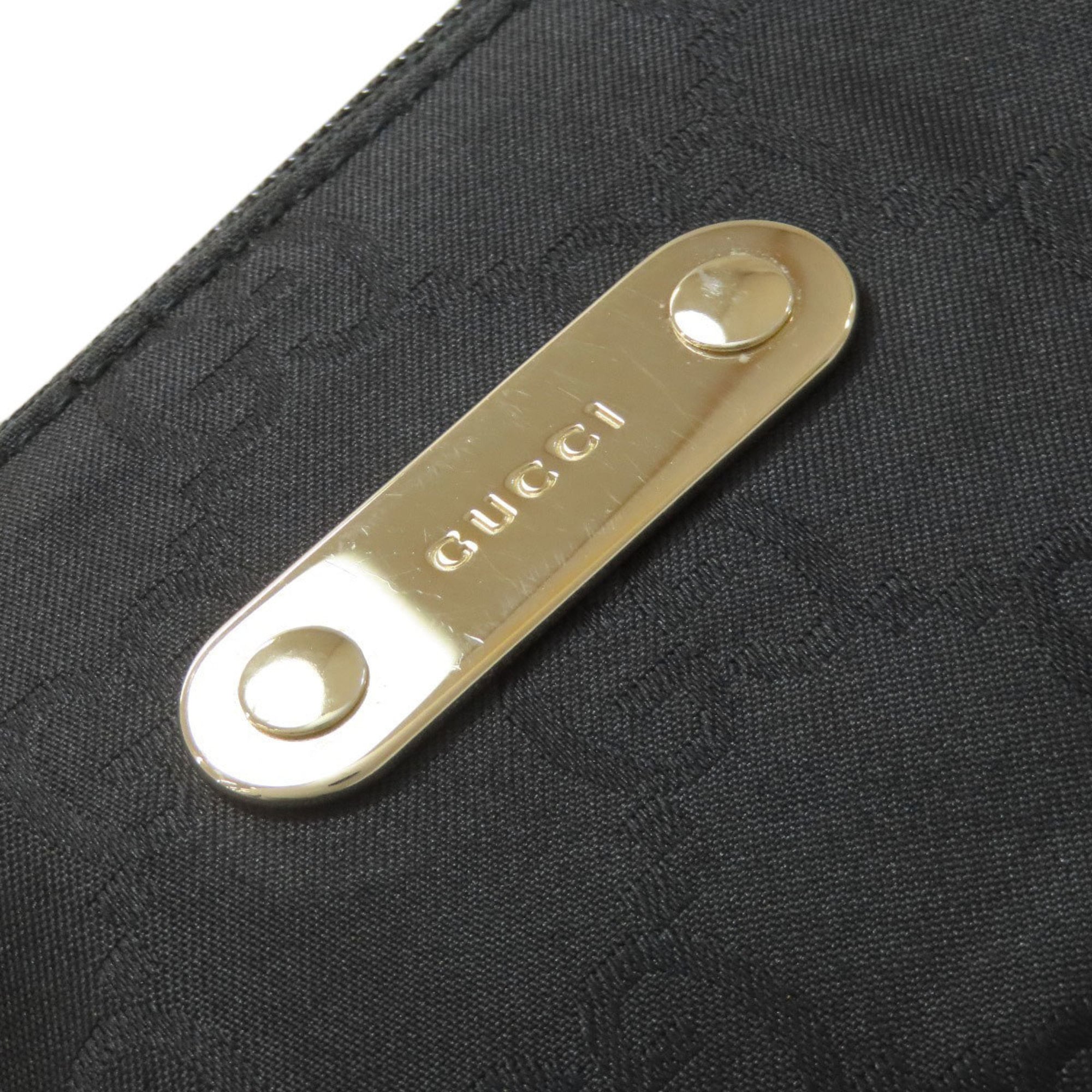 Gucci Black Nylon Shoulder Bag (Pre-Owned)