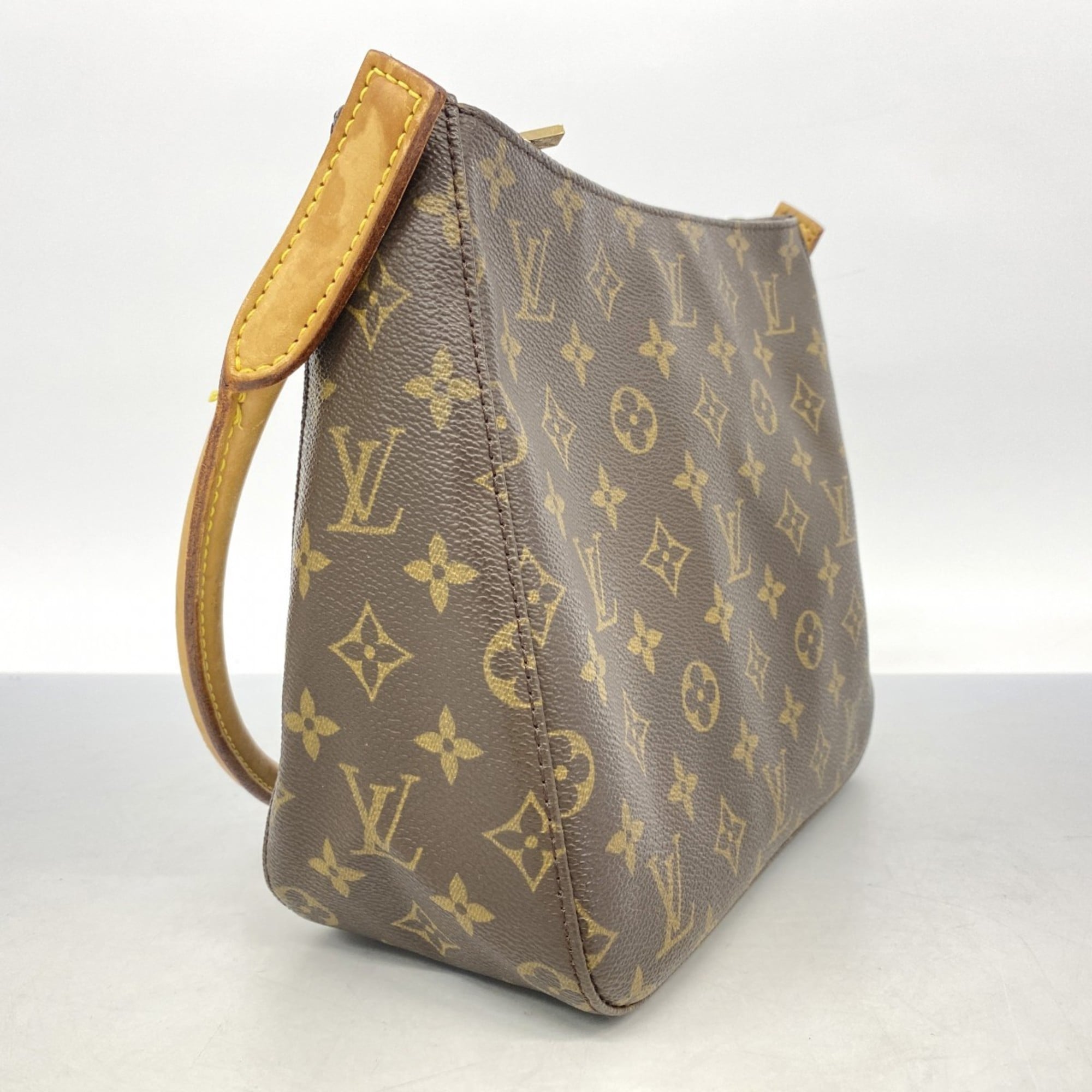 Louis Vuitton Brown Shoulder Bag (Pre-Owned)