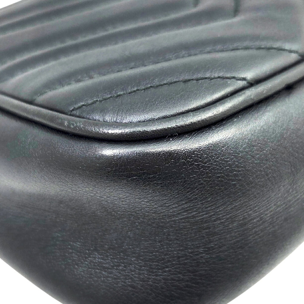 Gucci Black Leather Shoulder Bag (Pre-Owned)