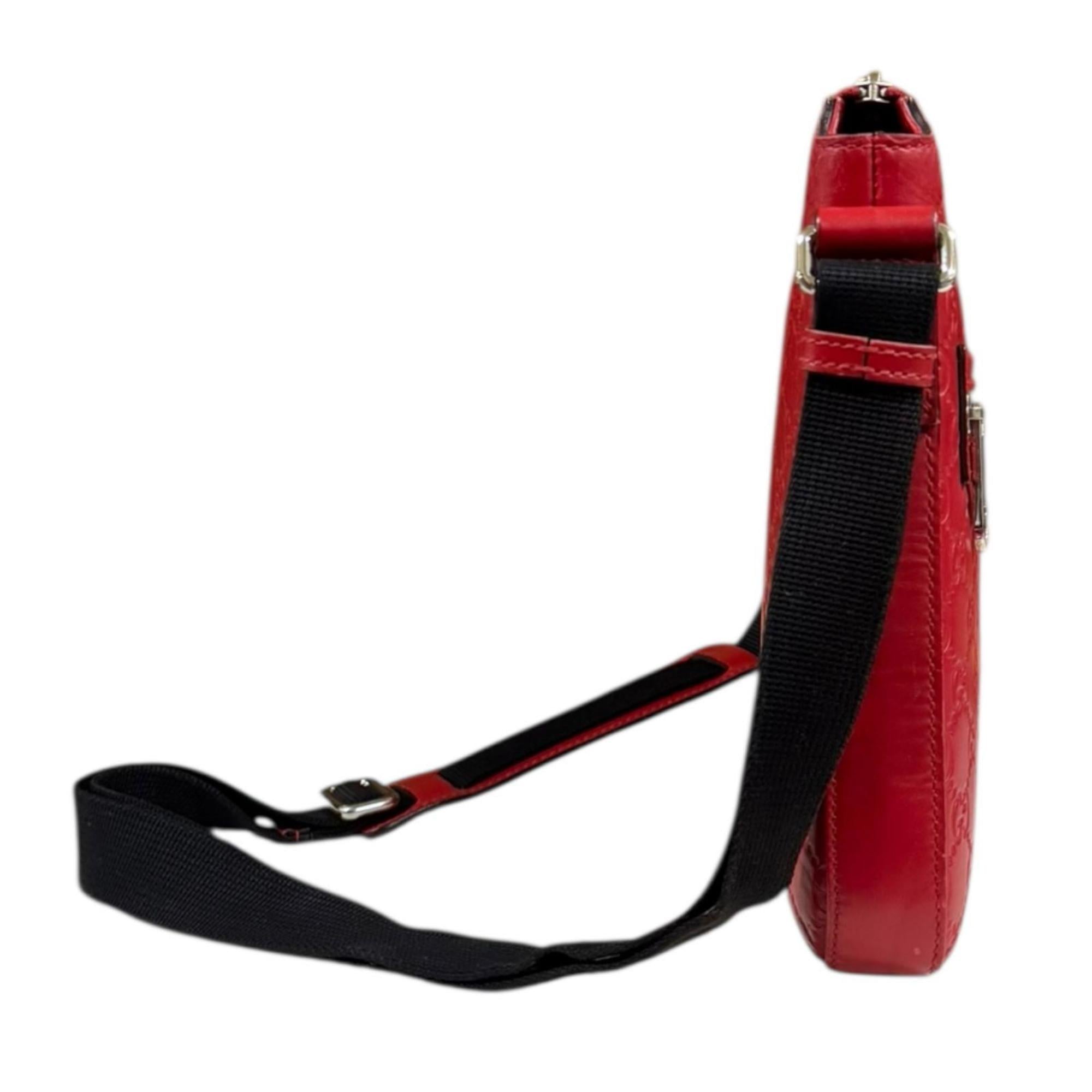 Gucci Red Color Leather Messenger Bag Shoulder Bag (Pre-Owned)