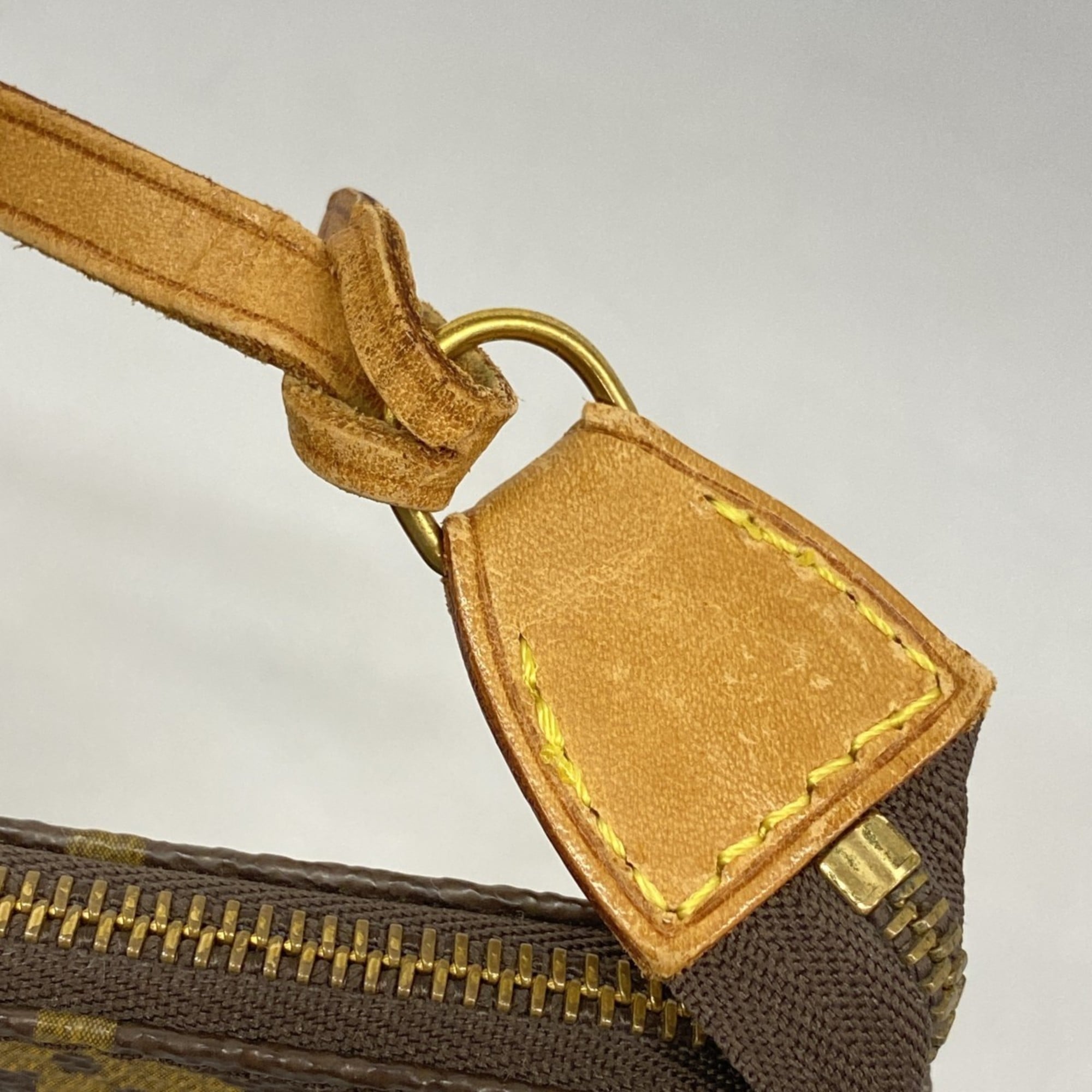 Louis Vuitton Brown Pouch (Pre-Owned)
