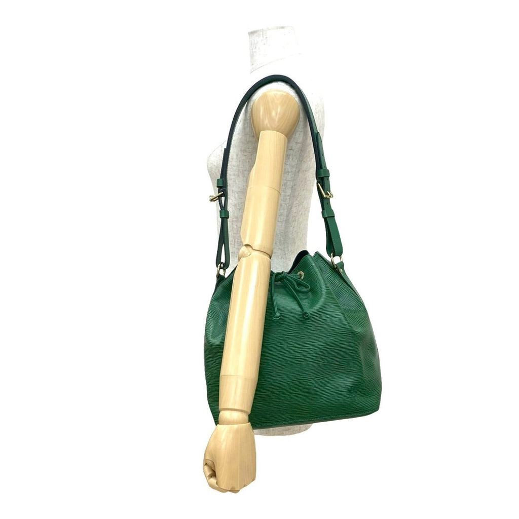 Louis Vuitton Green Epi Leather Shoulder Bag (Pre-Owned)
