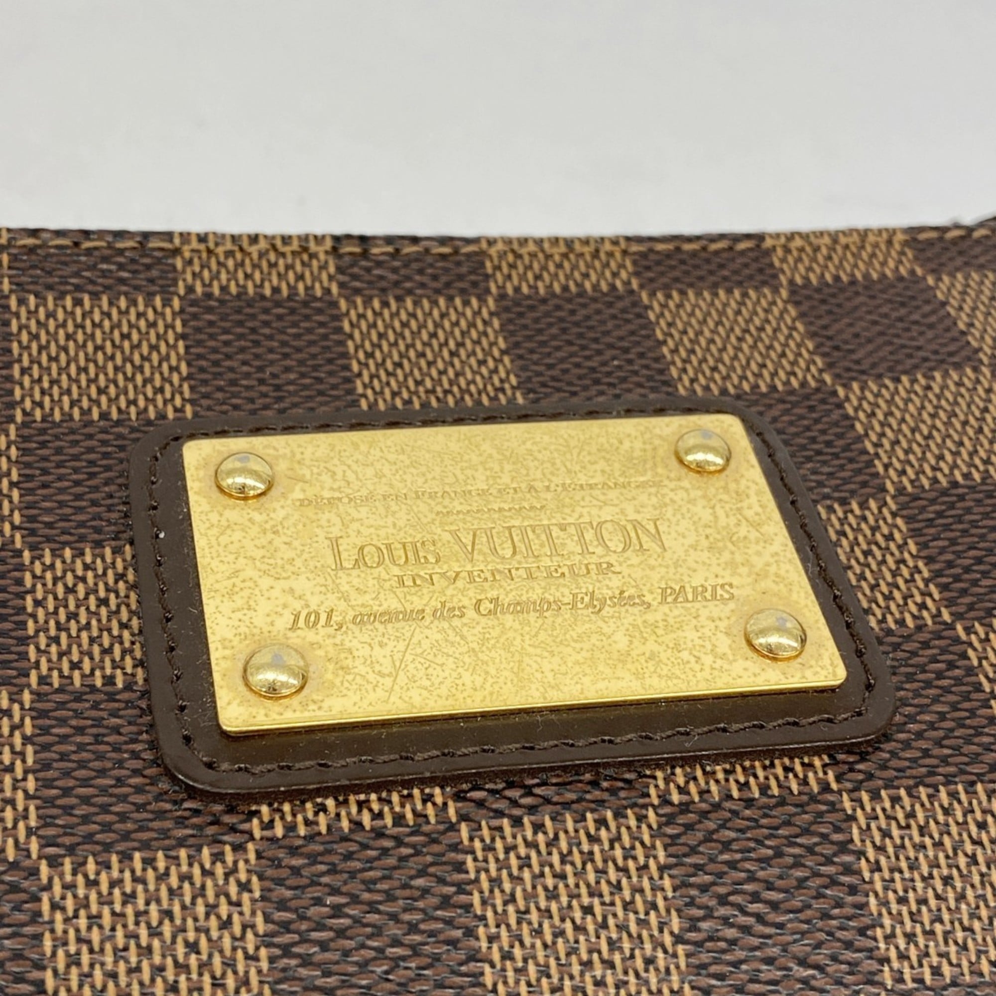 Louis Vuitton Ebene Handbag (Pre-Owned)