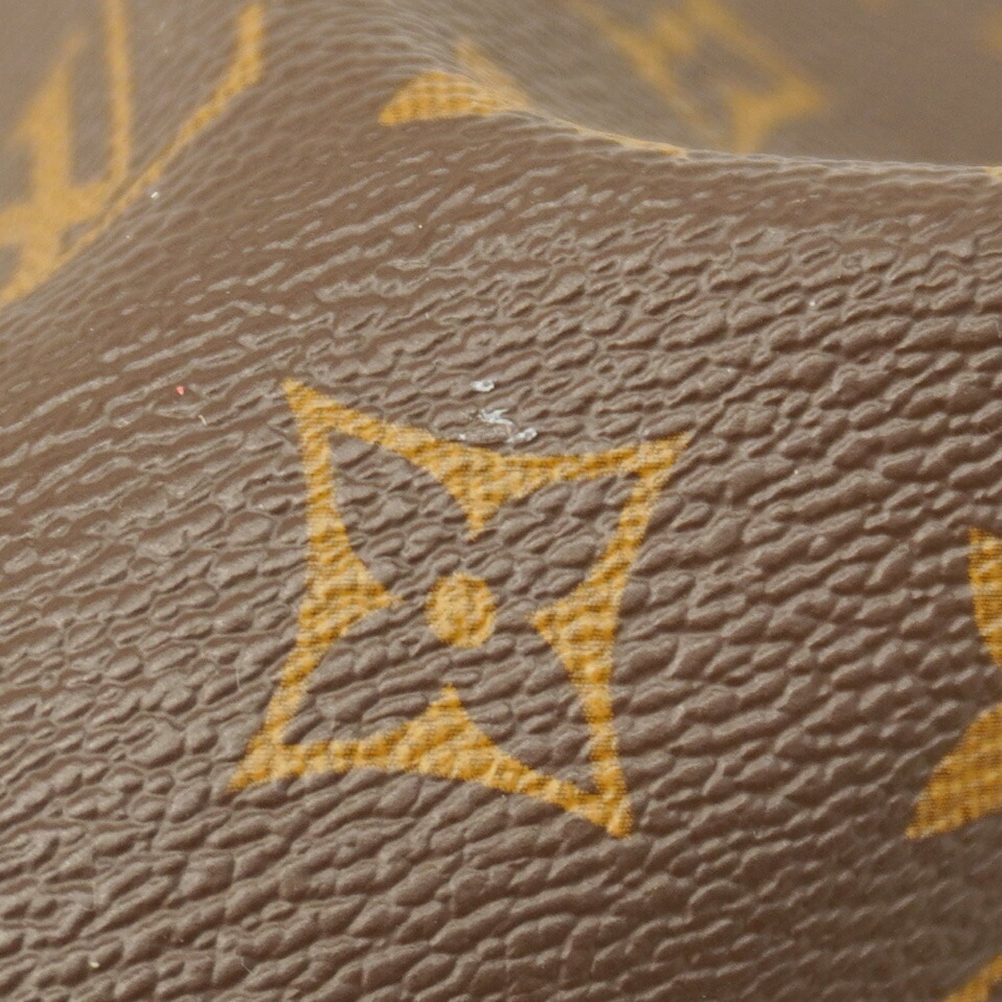 Louis Vuitton Brown Handbag (Pre-Owned)