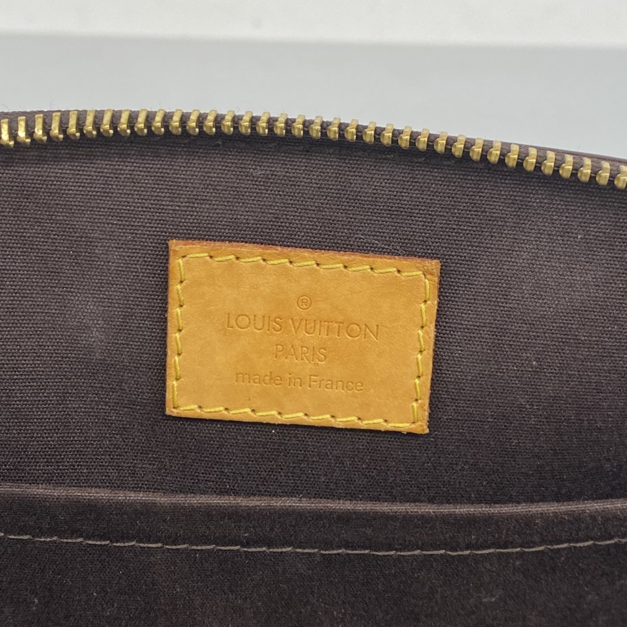 Louis Vuitton Amarante Handbag (Pre-Owned)