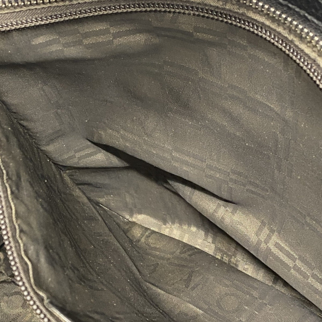 Salvatore Ferragamo Black Leather Handbag (Pre-Owned)