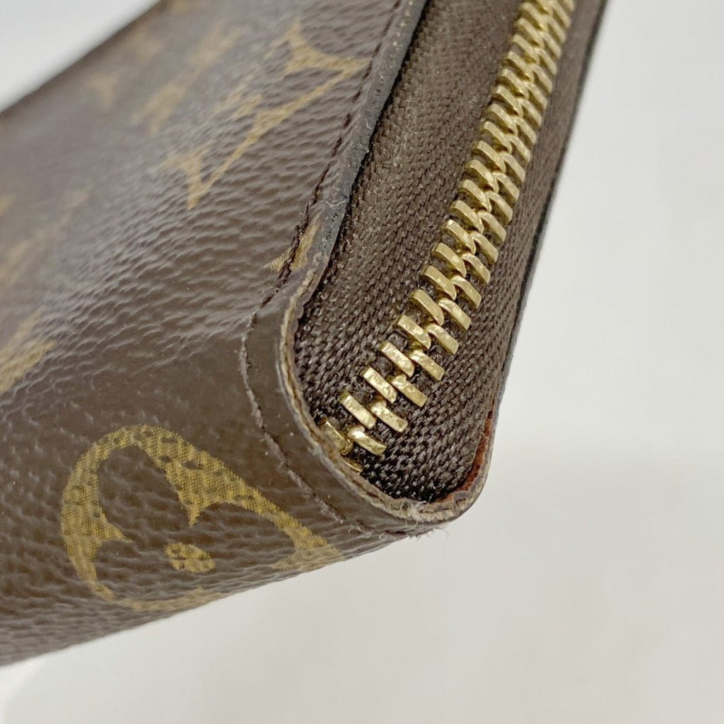 Louis Vuitton Brown Coin Purse/Coin Case (Pre-Owned)