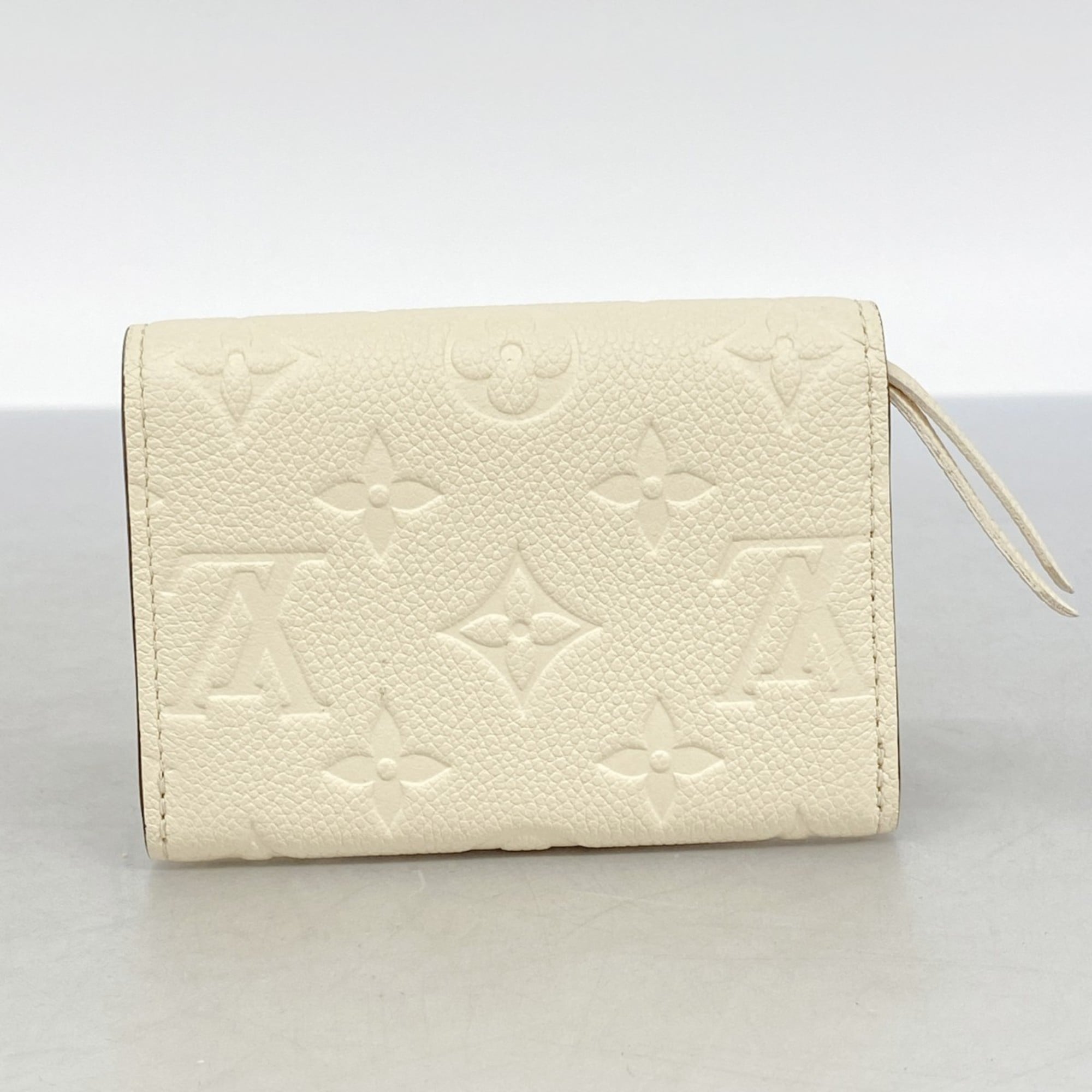 Louis Vuitton Cream Coin Purse/Coin Case (Pre-Owned)