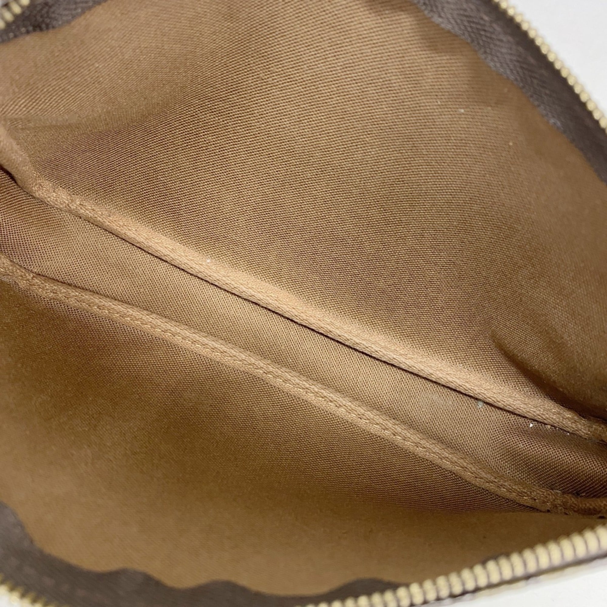 Louis Vuitton Brown Pouch (Pre-Owned)