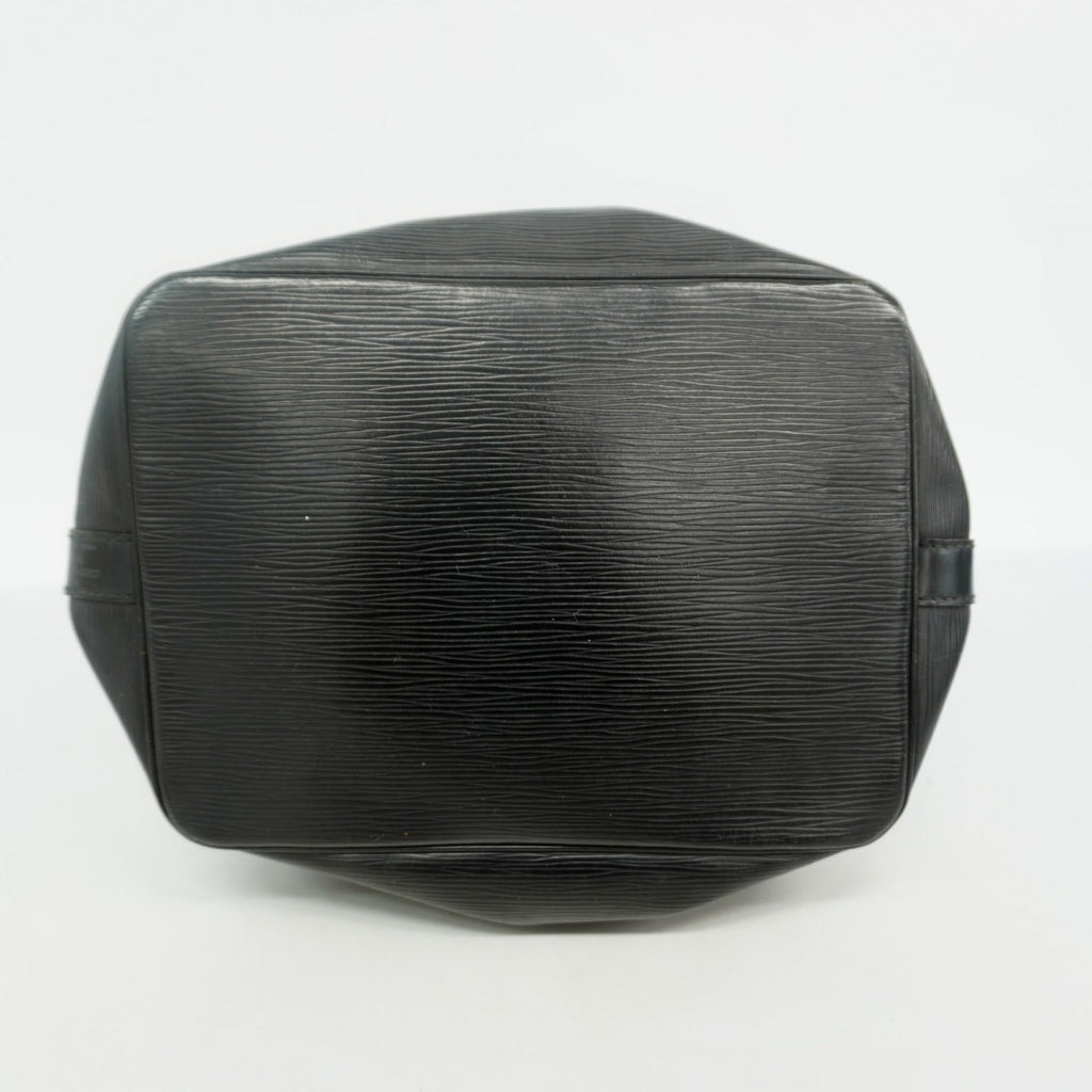 Louis Vuitton Noir Shoulder Bag (Pre-Owned)