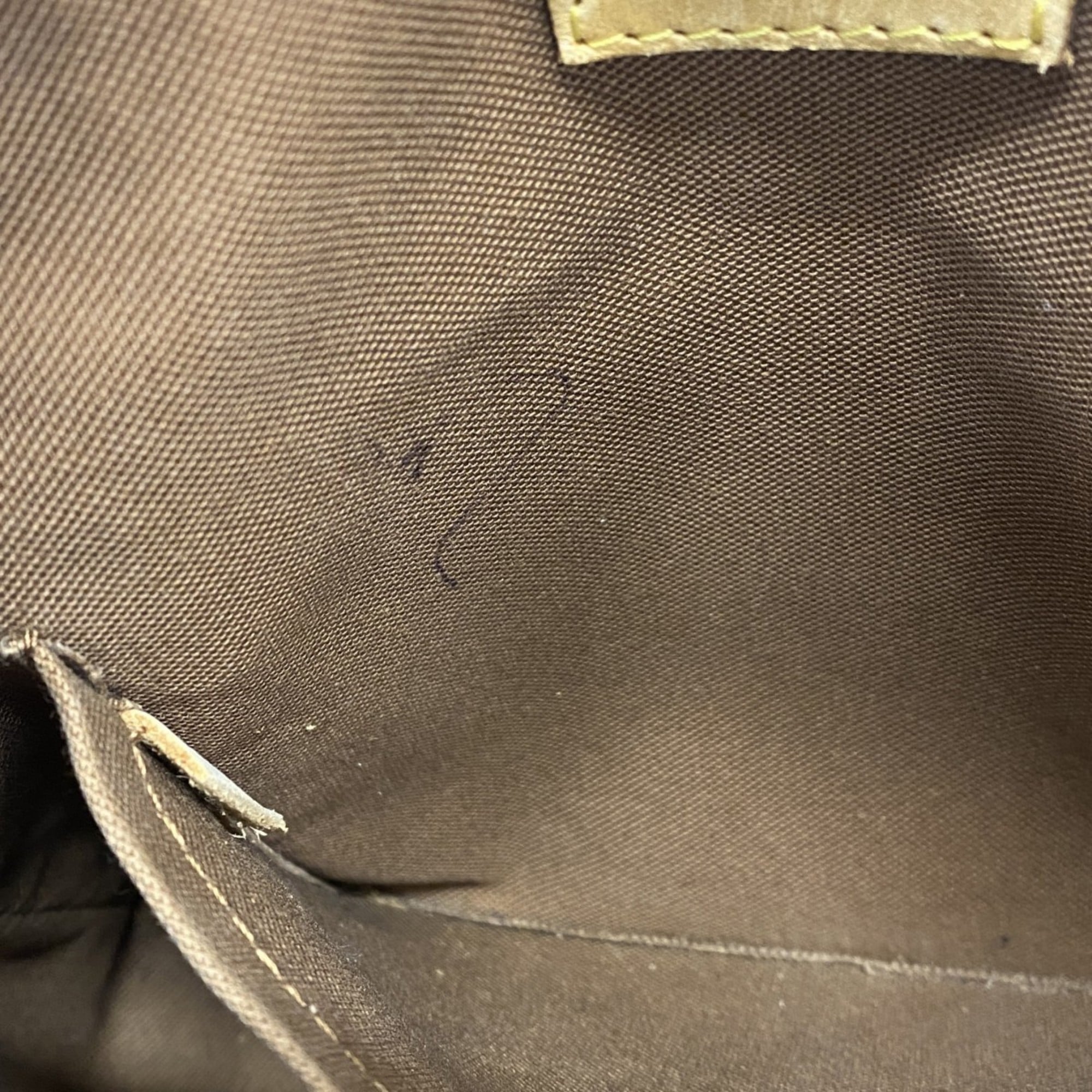 Louis Vuitton Brown Tote Bag (Pre-Owned)