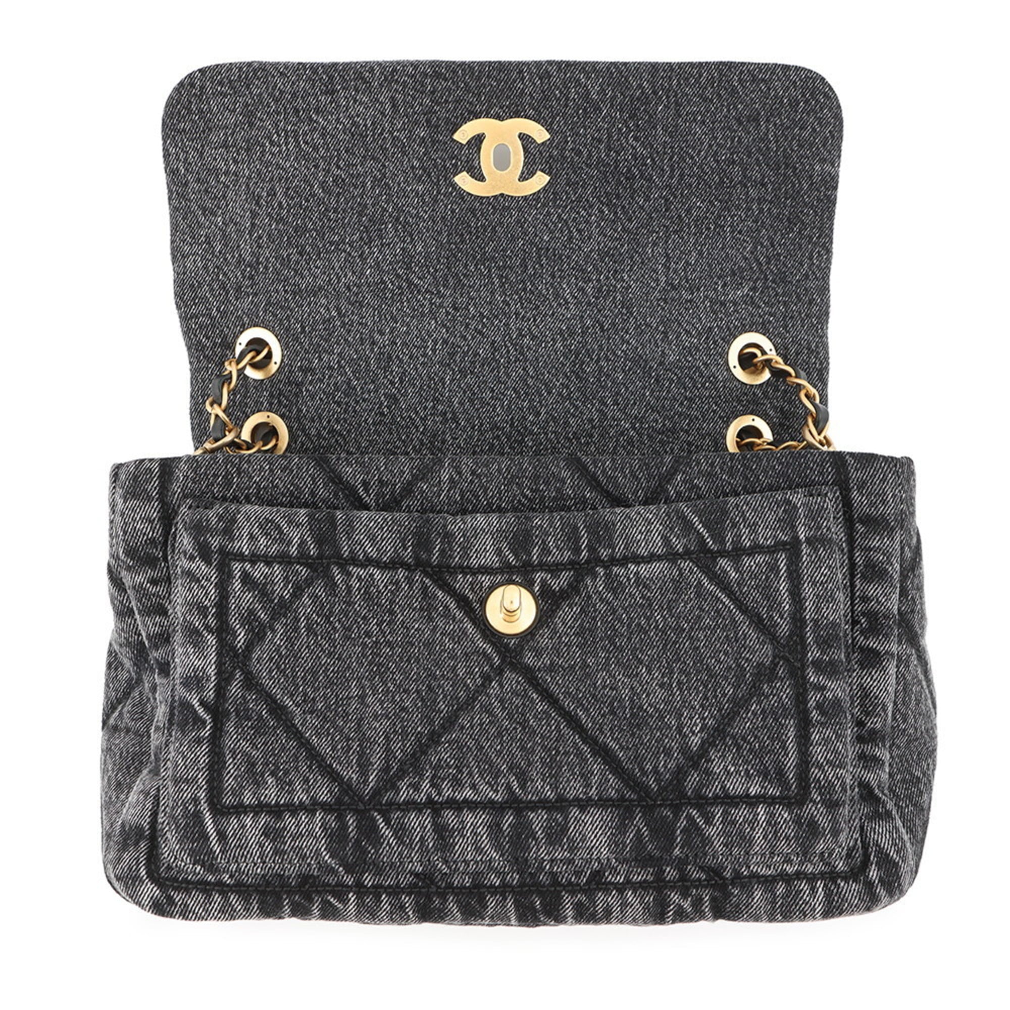 Chanel Matelasse Black Denim Shoulder Bag (Pre-Owned)