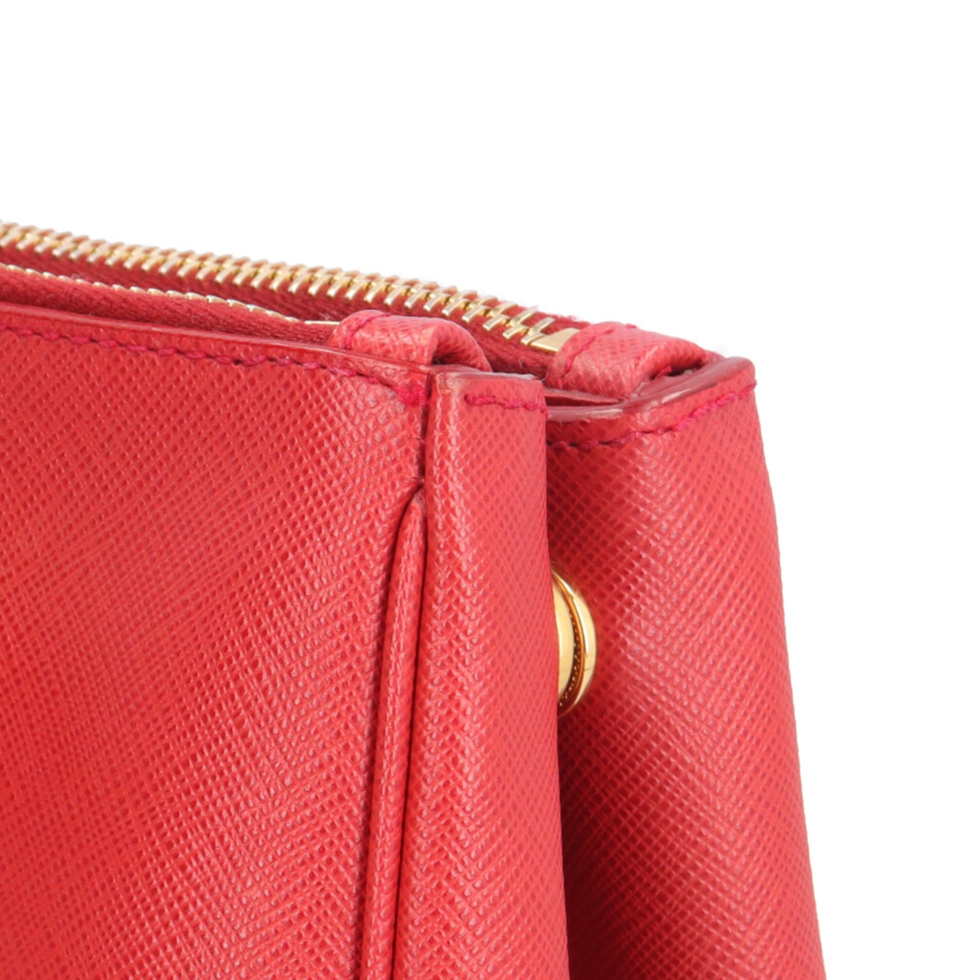 Prada Saffiano Fuoco Red Color Leather Shoulder Bag (Pre-Owned)