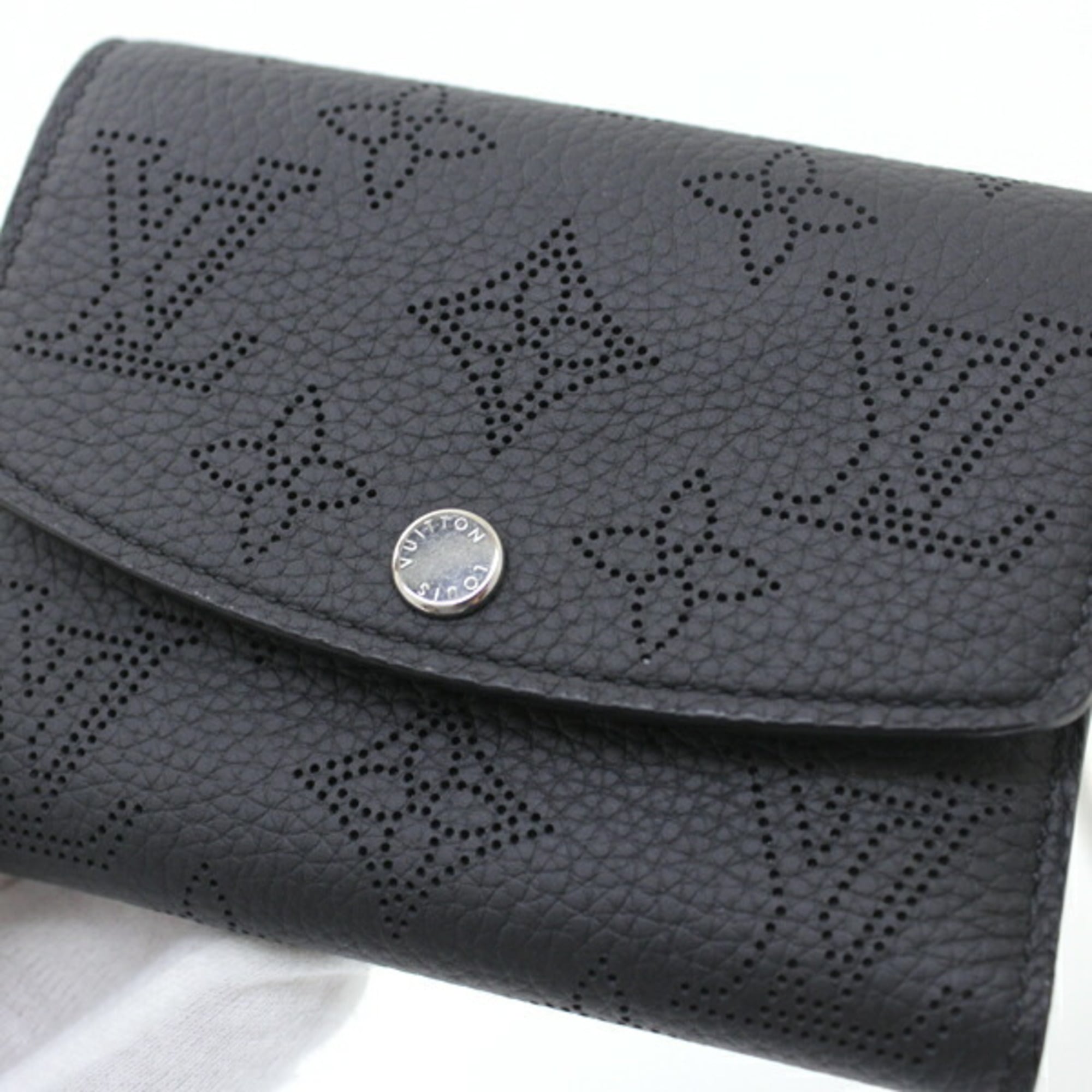 Louis Vuitton Black Mahina Leather Wallet (Tri-Fold) (Pre-Owned)