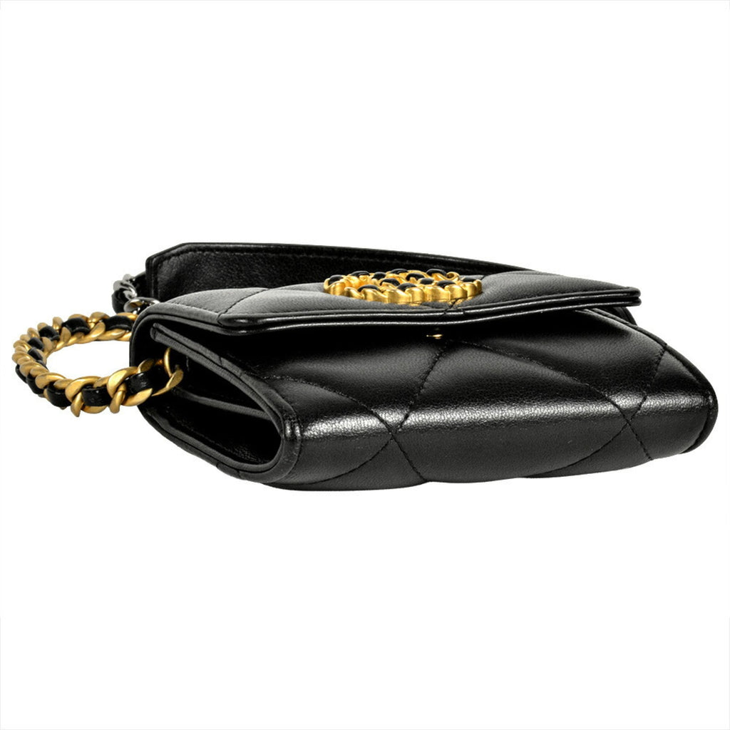 Chanel Black Leather Shoulder Bag (Pre-Owned)