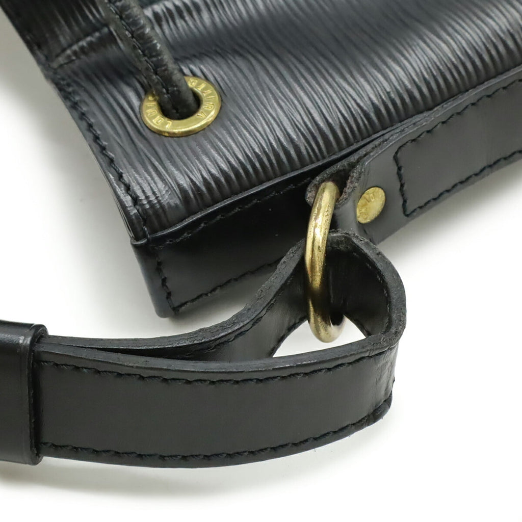 Louis Vuitton Black Noir Epi Leather Shoulder Bag (Pre-Owned)
