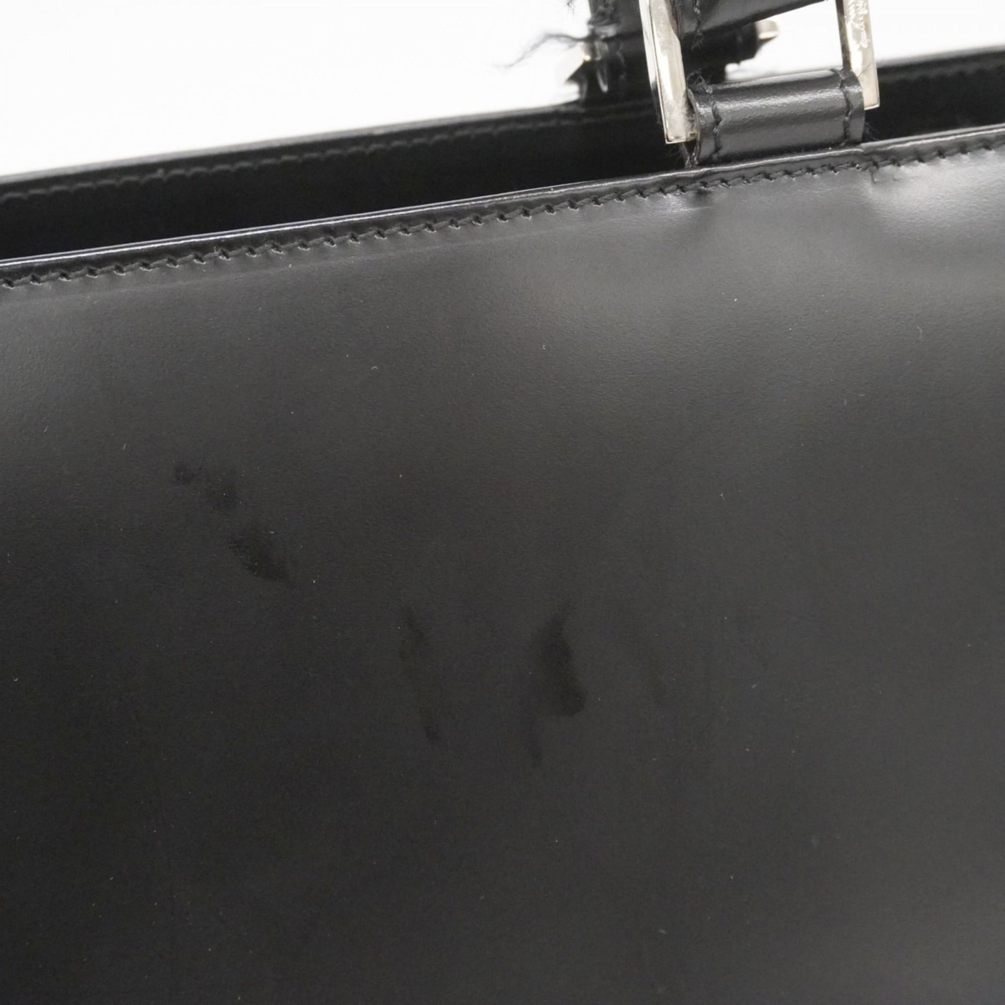 Salvatore Ferragamo Black Leather Handbag (Pre-Owned)