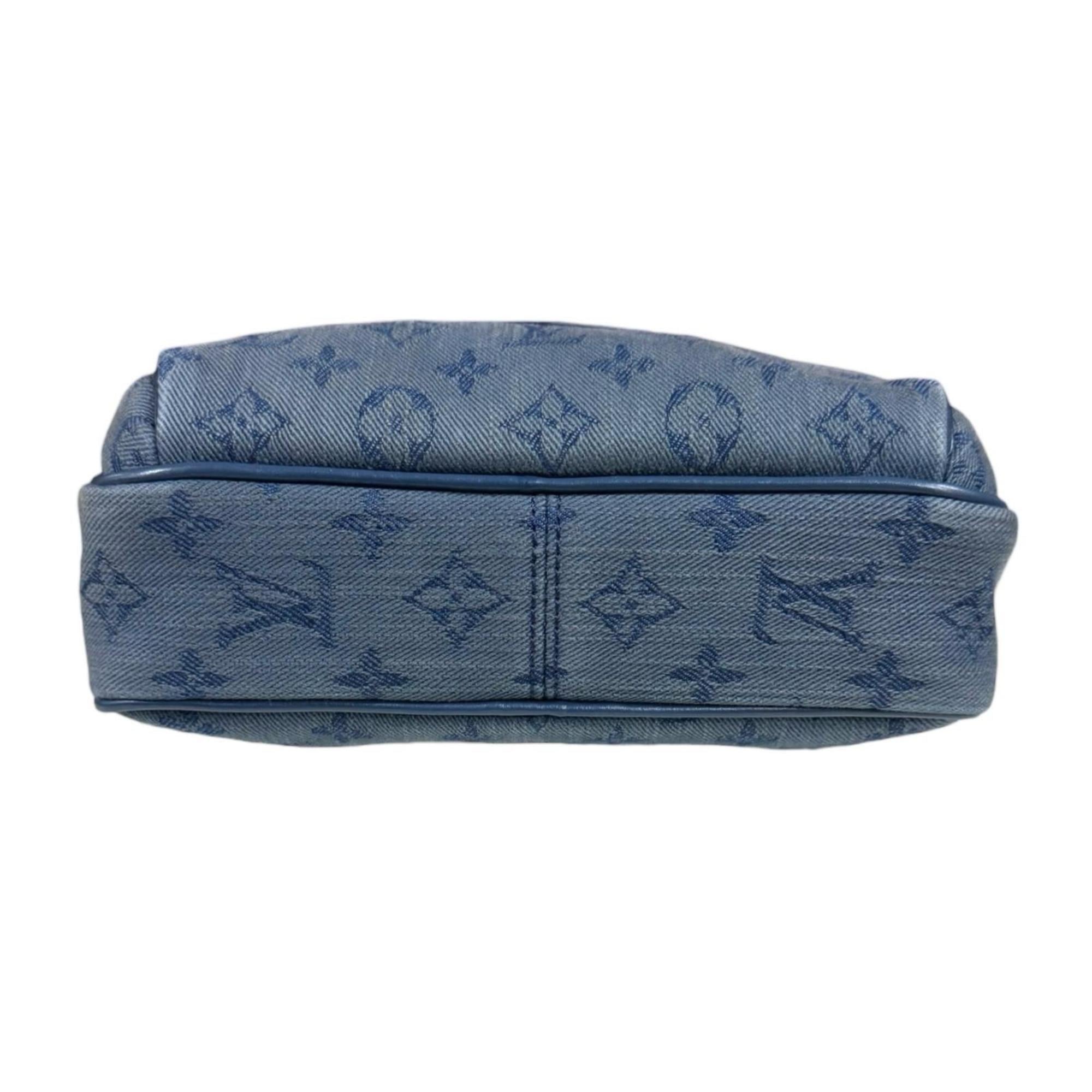 Louis Vuitton Monogram Denim Blue Monogram Denim Sling Bag (Pre-Owned)