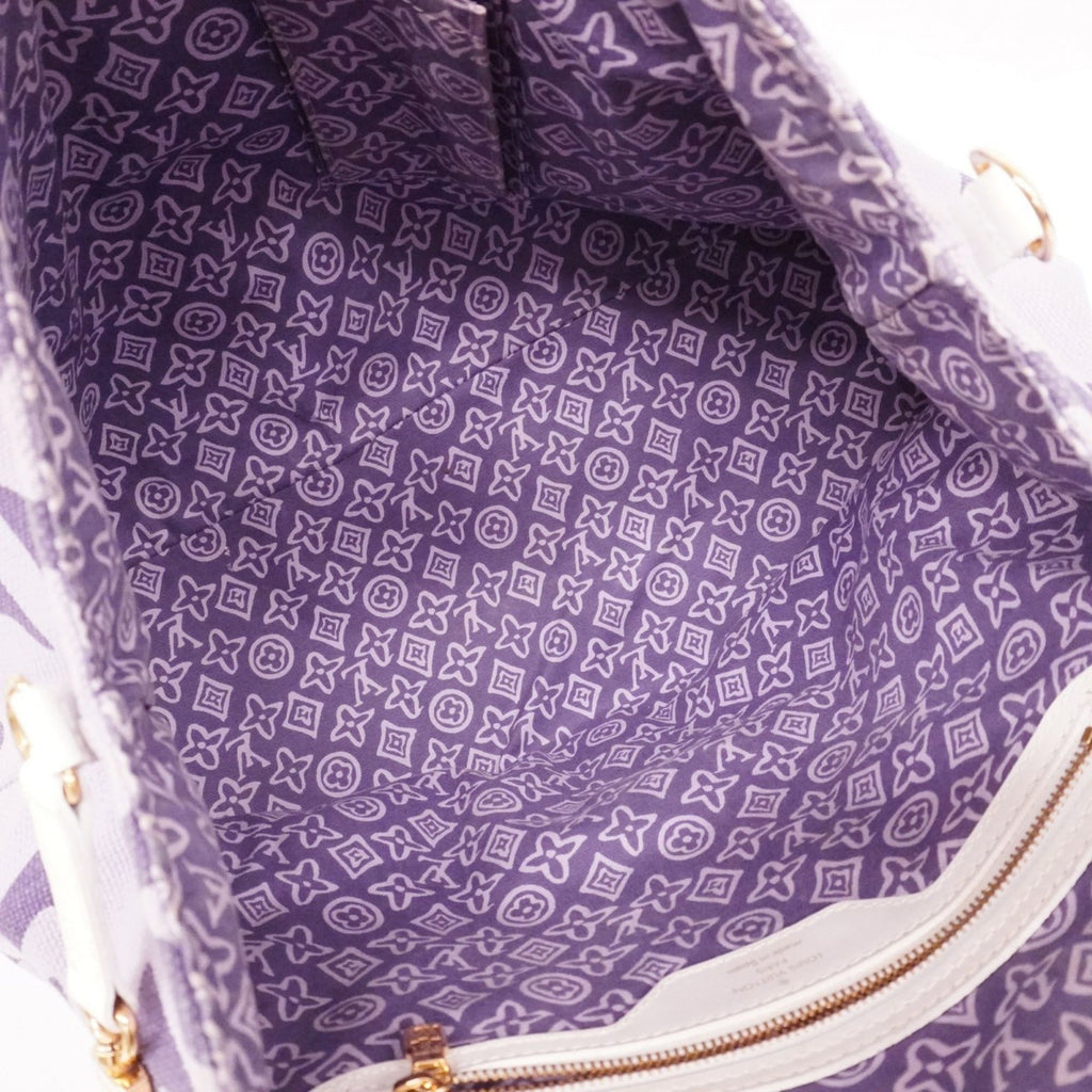 Louis Vuitton Lilac Tote Bag (Pre-Owned)