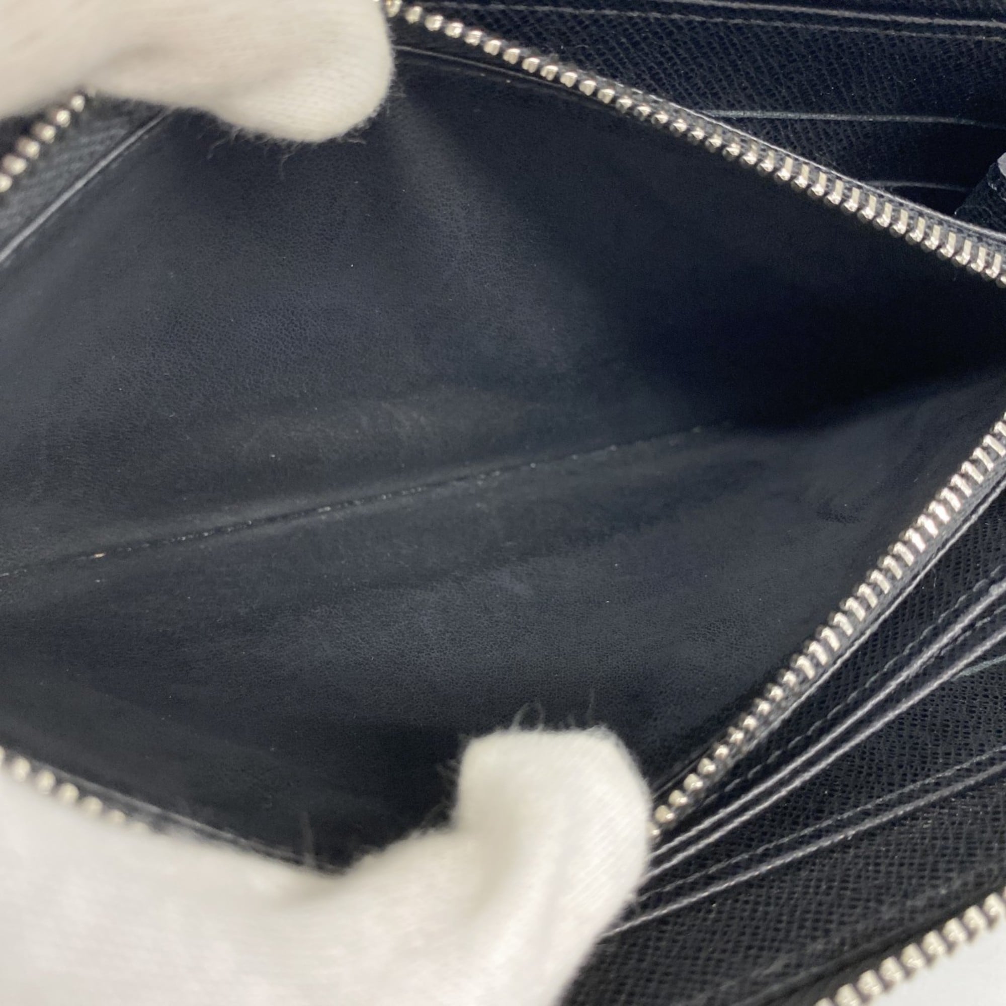 Louis Vuitton Noir Long Wallet (Bi-Fold) (Pre-Owned)