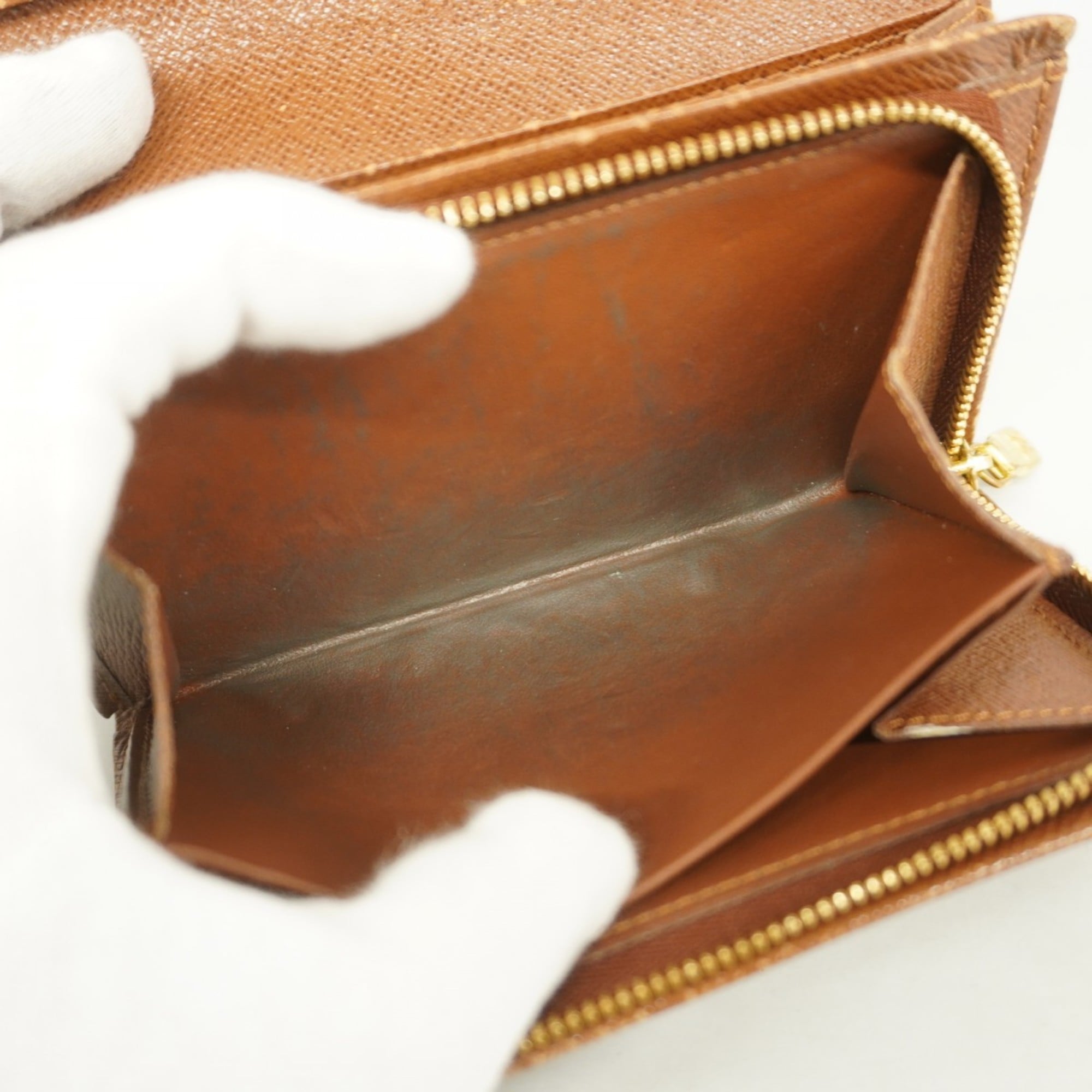 Louis Vuitton Brown Wallet (Bi-Fold) (Pre-Owned)
