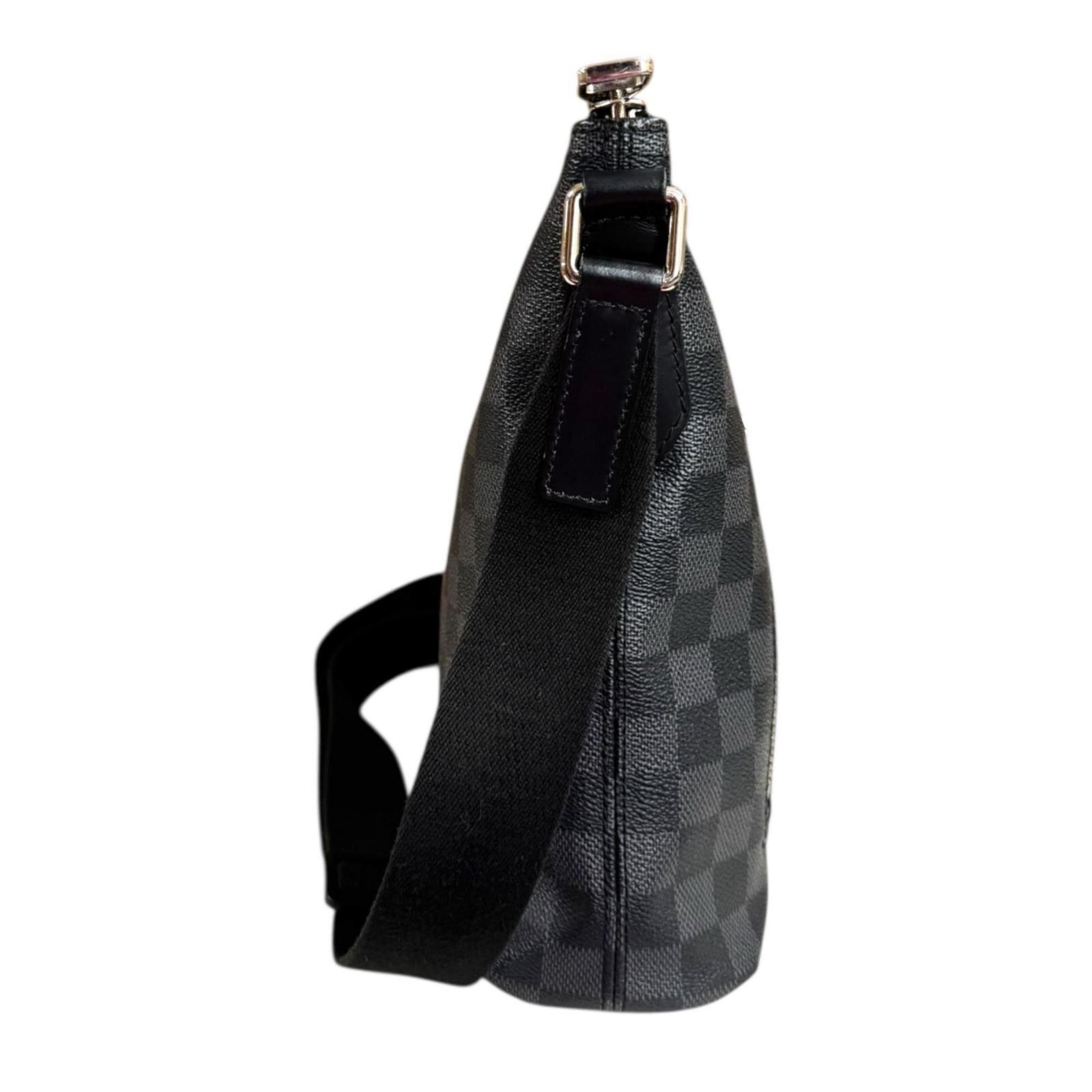 Louis Vuitton Black Gray Damier Graphite Shoulder Bag (Pre-Owned)