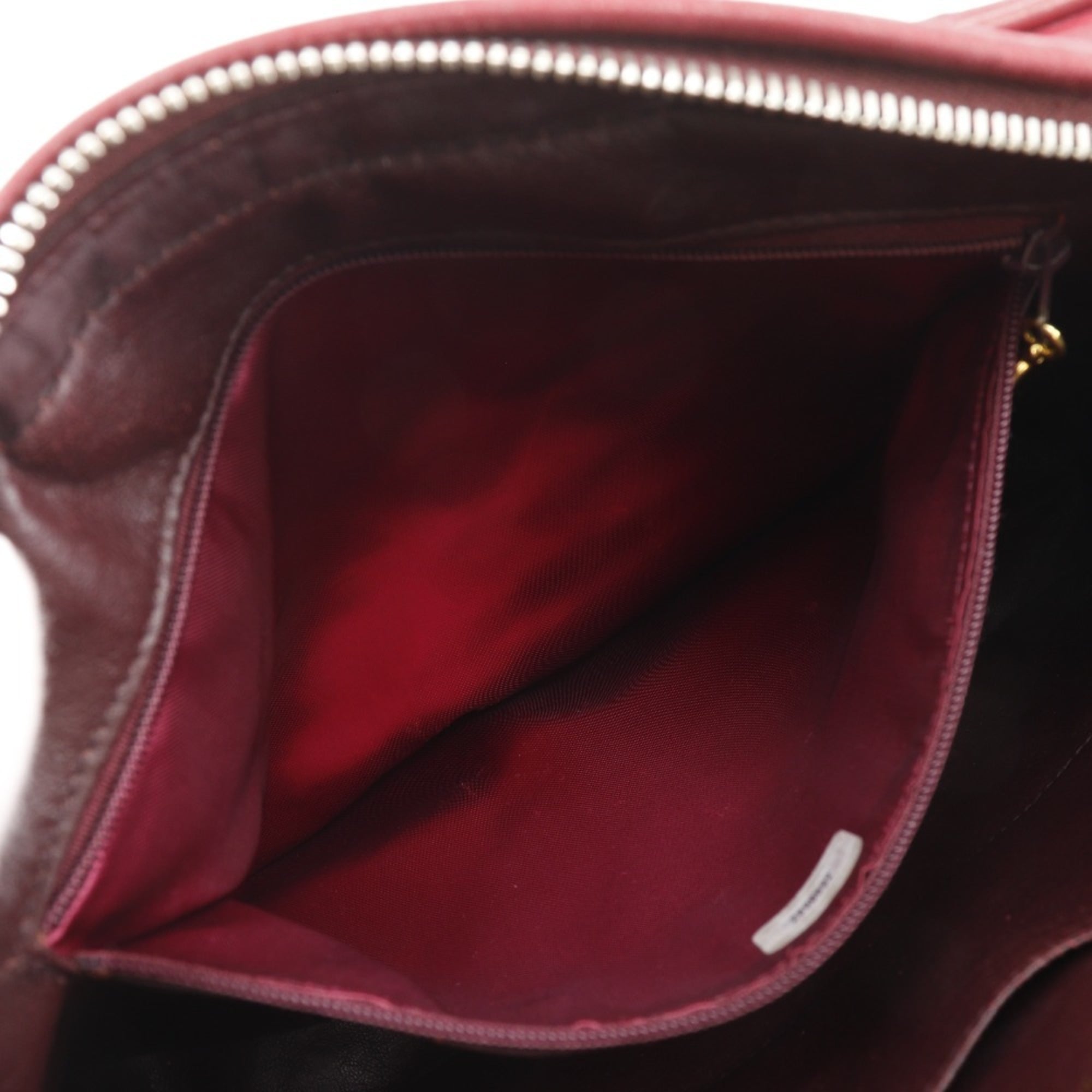 Chanel Matelasse Red Color Leather Shoulder Bag (Pre-Owned)