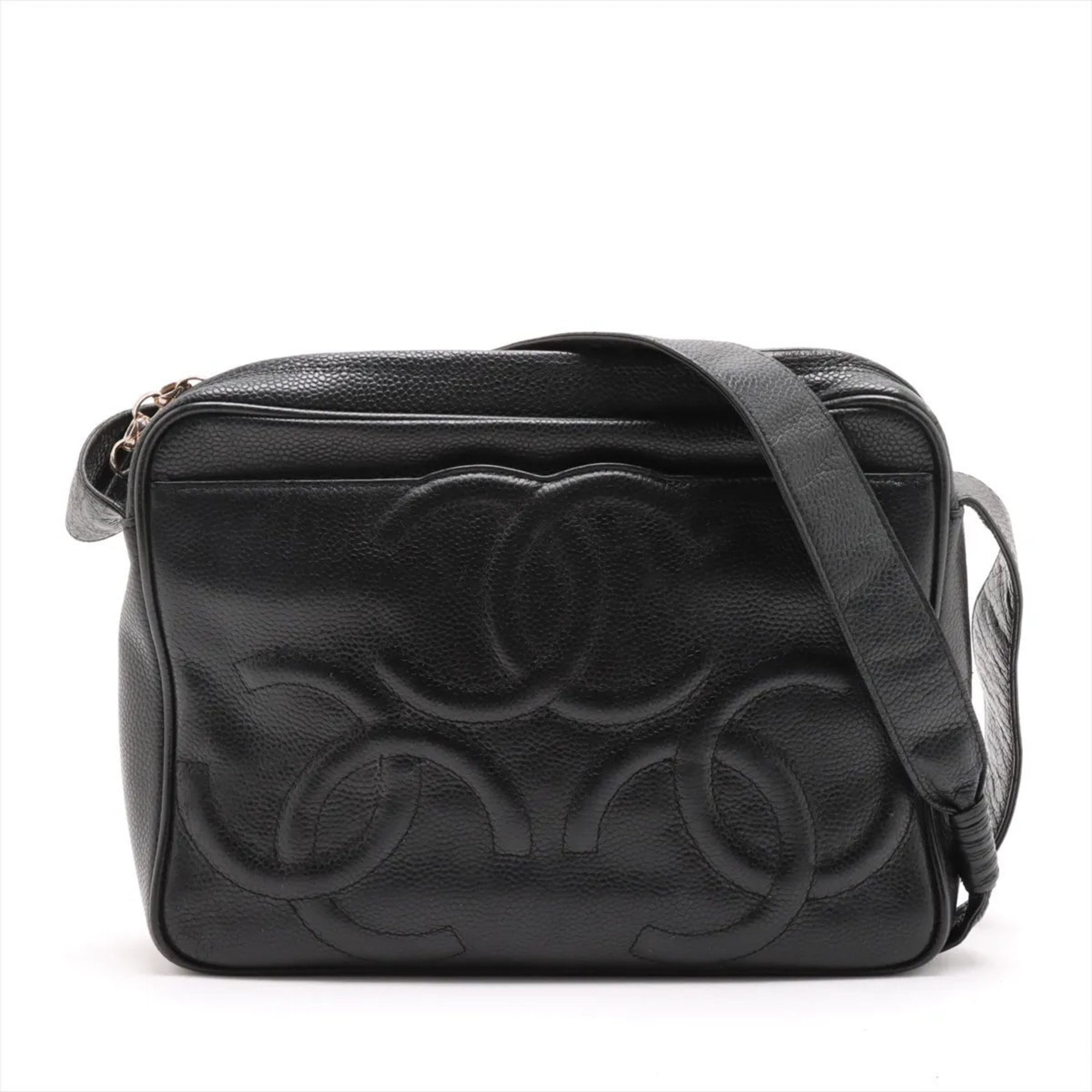 Chanel Black Leather Shoulder Bag (Pre-Owned)
