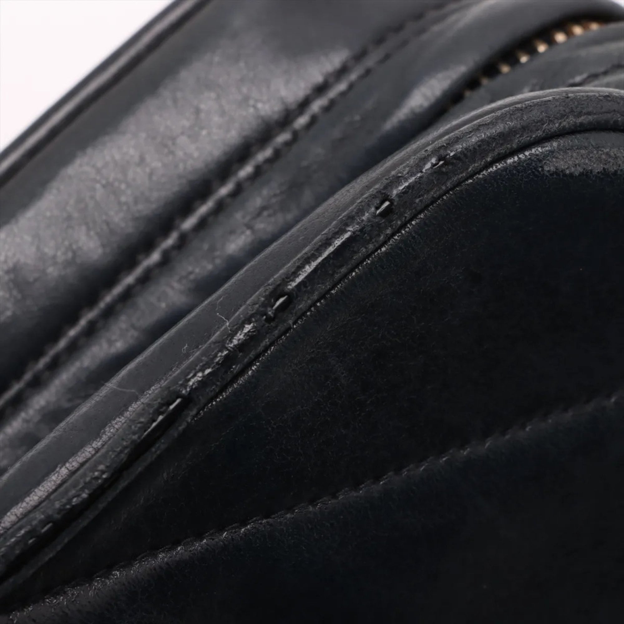 Chanel Navy Leather Shoulder Bag (Pre-Owned)