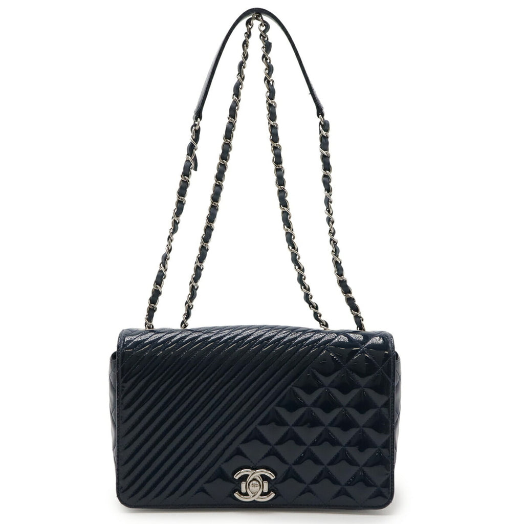 Chanel Navy Leather Pochette Shoulder Bag (Pre-Owned)