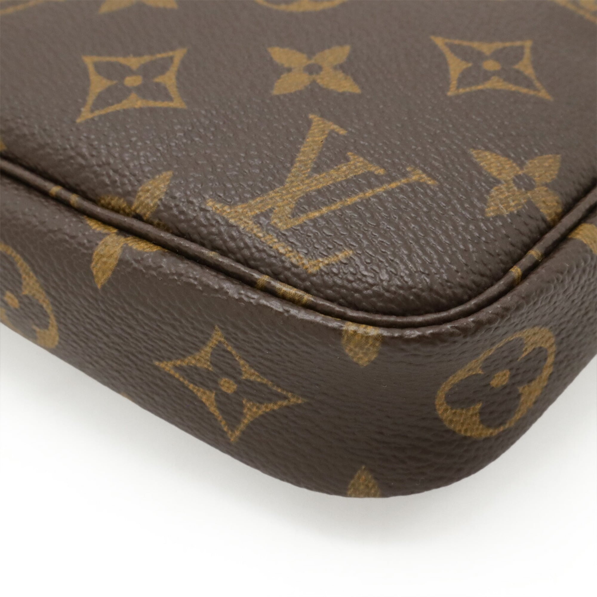 Louis Vuitton Brown Monogram Canvas Handbag Pochette (Pre-Owned)