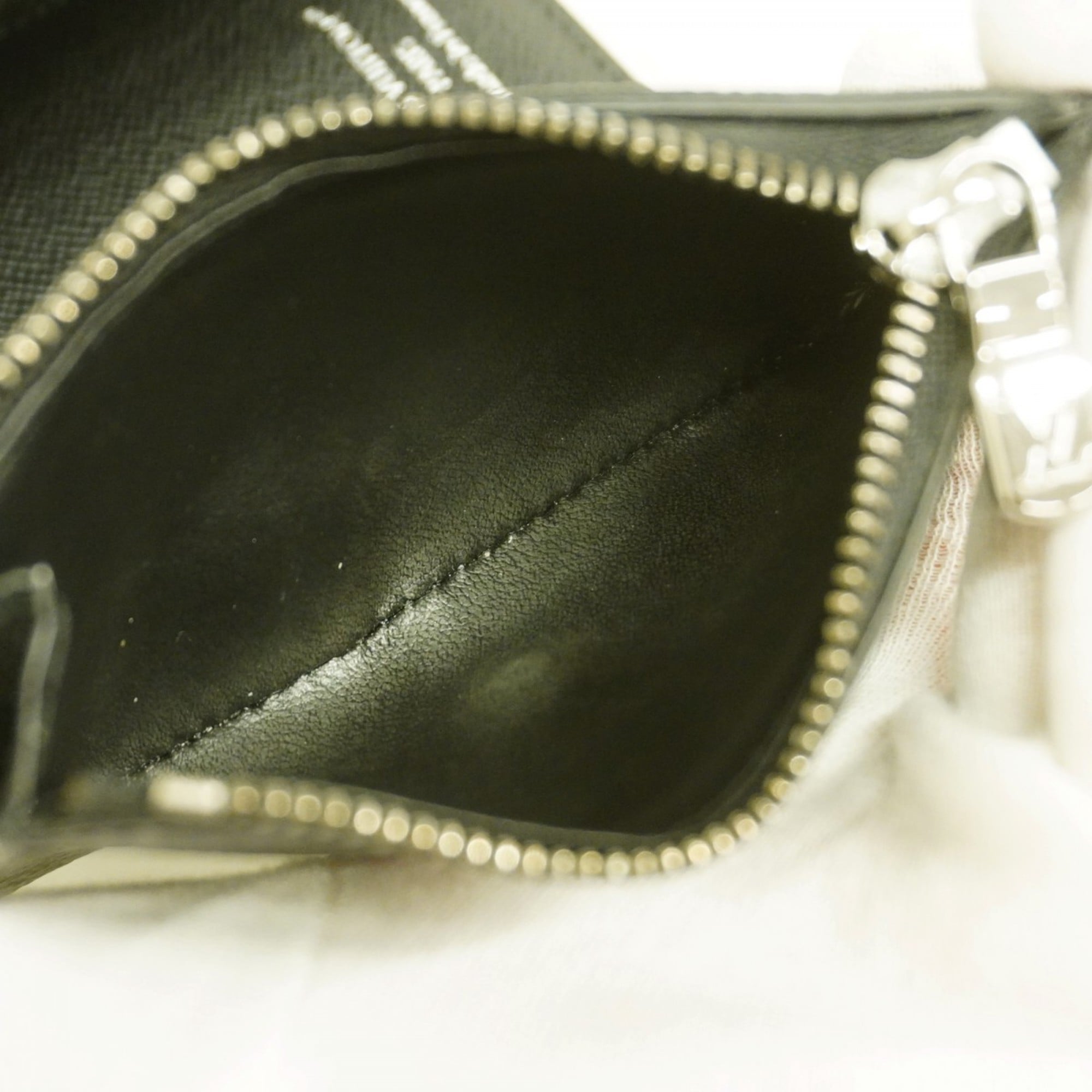 Louis Vuitton Black Wallet (Tri-Fold) (Pre-Owned)