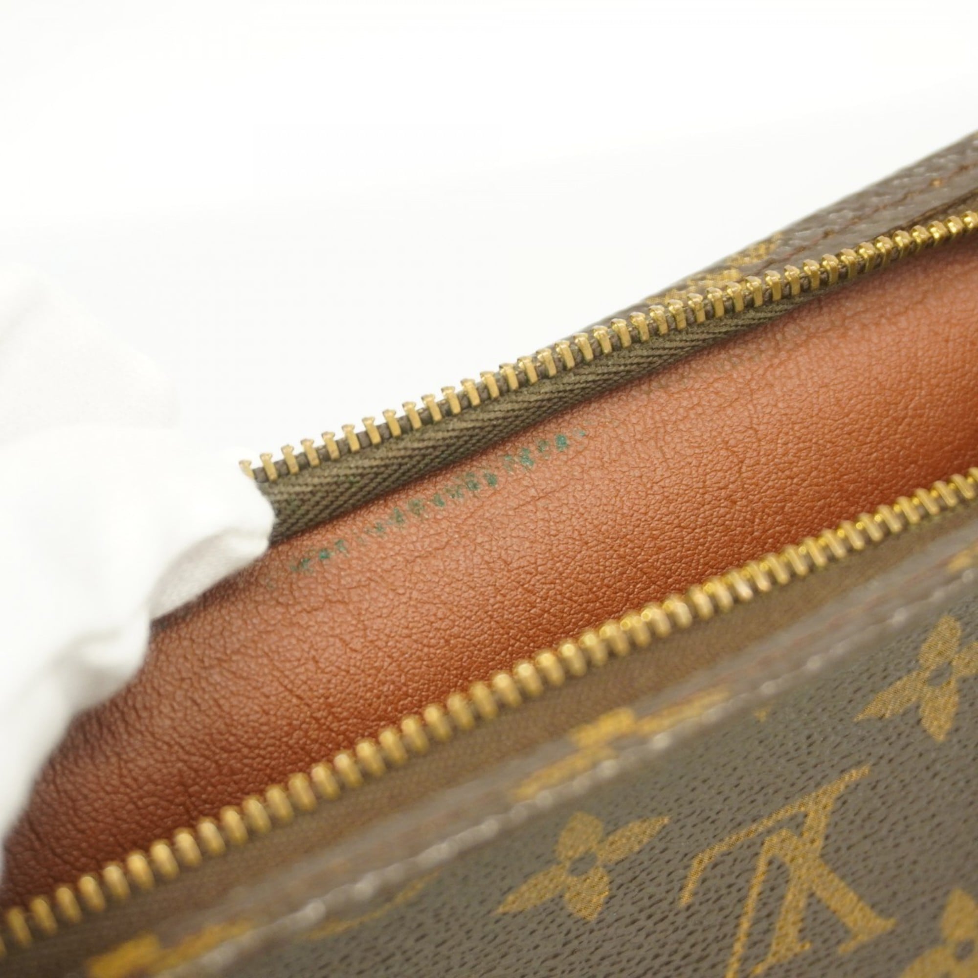 Louis Vuitton Brown Pouch (Pre-Owned)