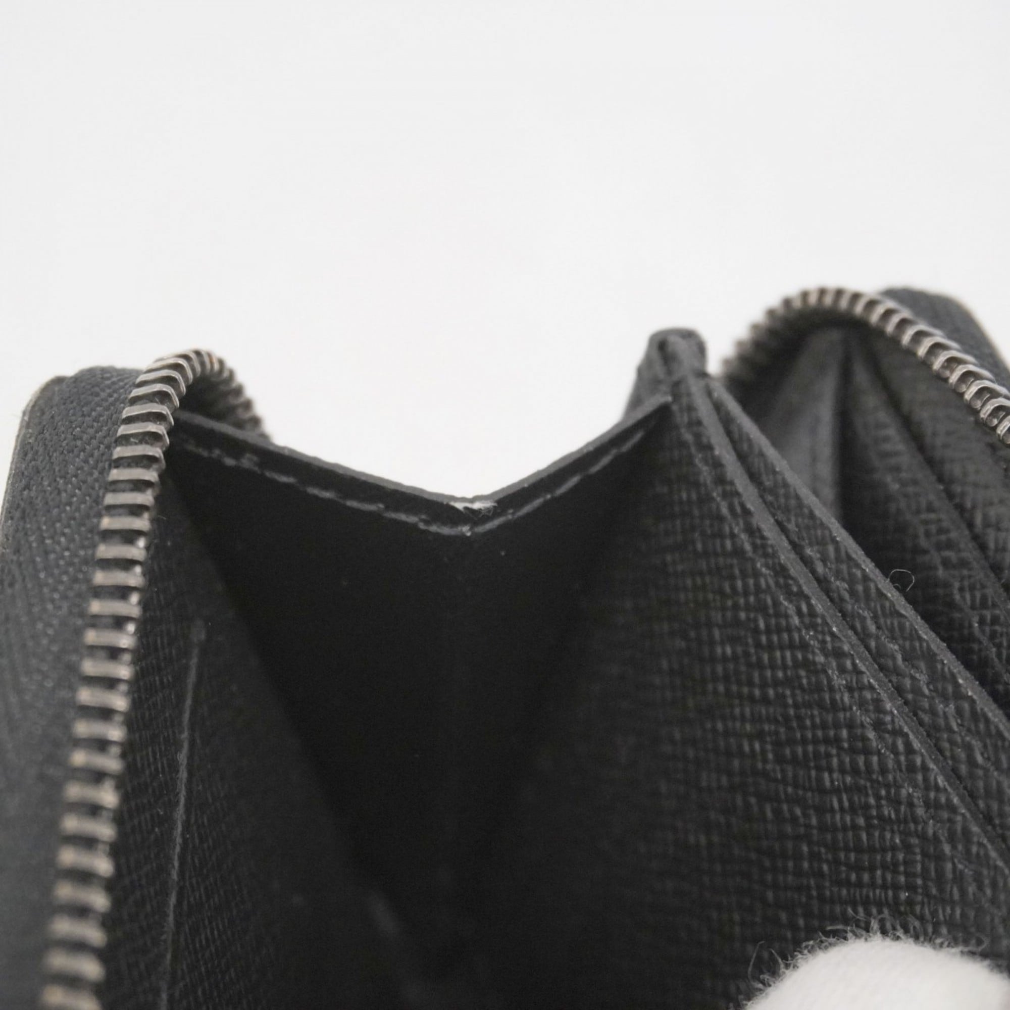 Louis Vuitton Black Coin Purse/Coin Case (Pre-Owned)