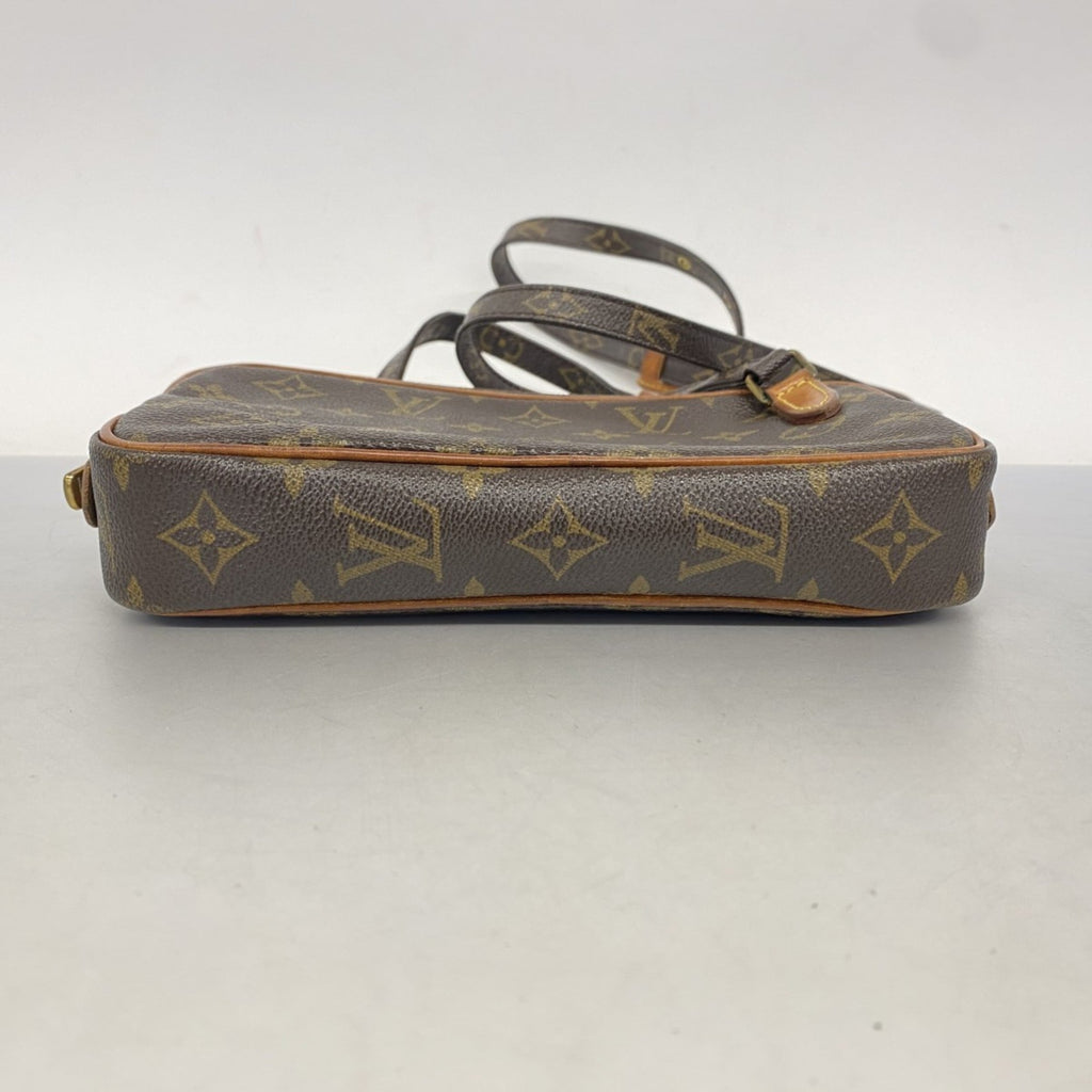 Louis Vuitton Brown Shoulder Bag (Pre-Owned)