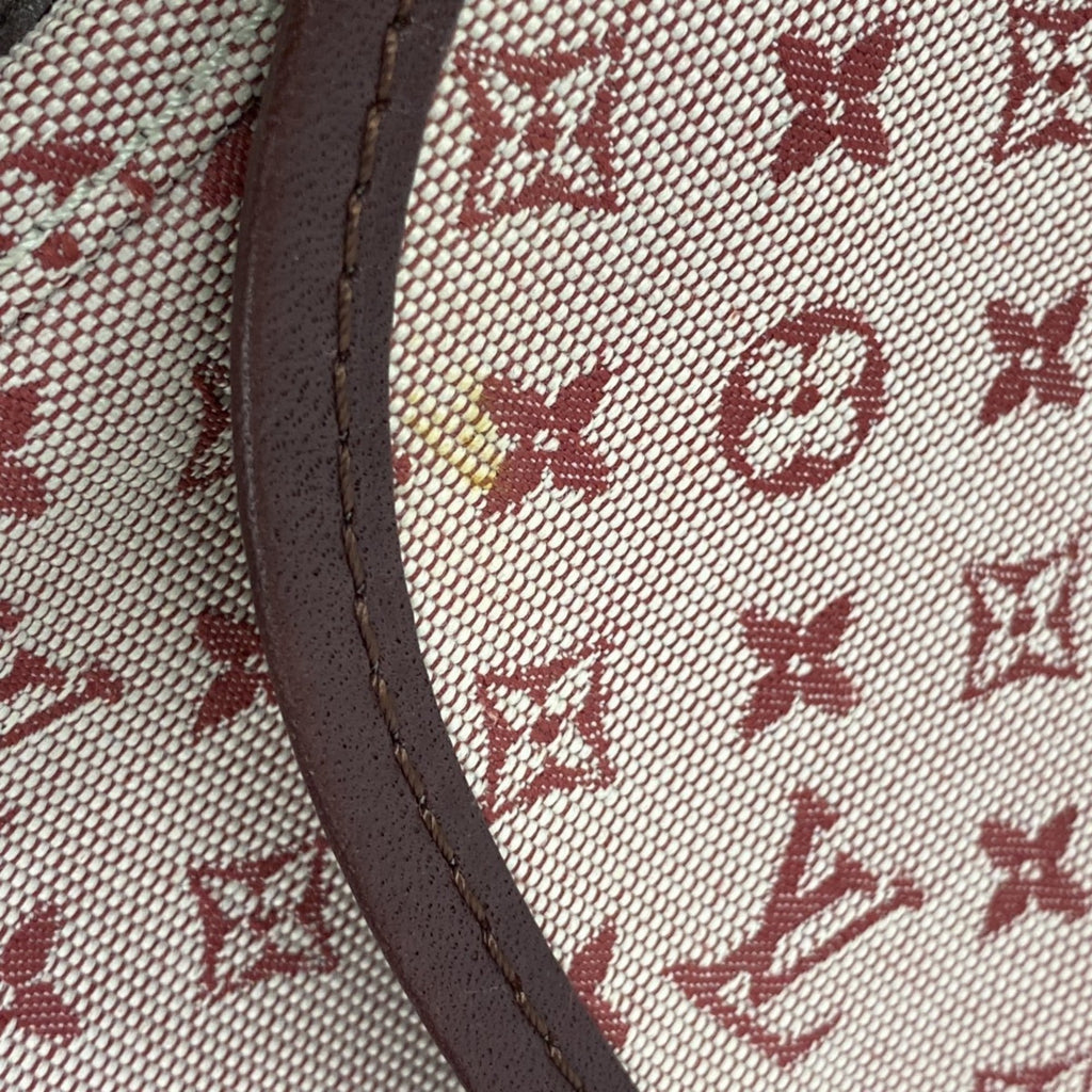 Louis Vuitton Cerise Shoulder Bag (Pre-Owned)
