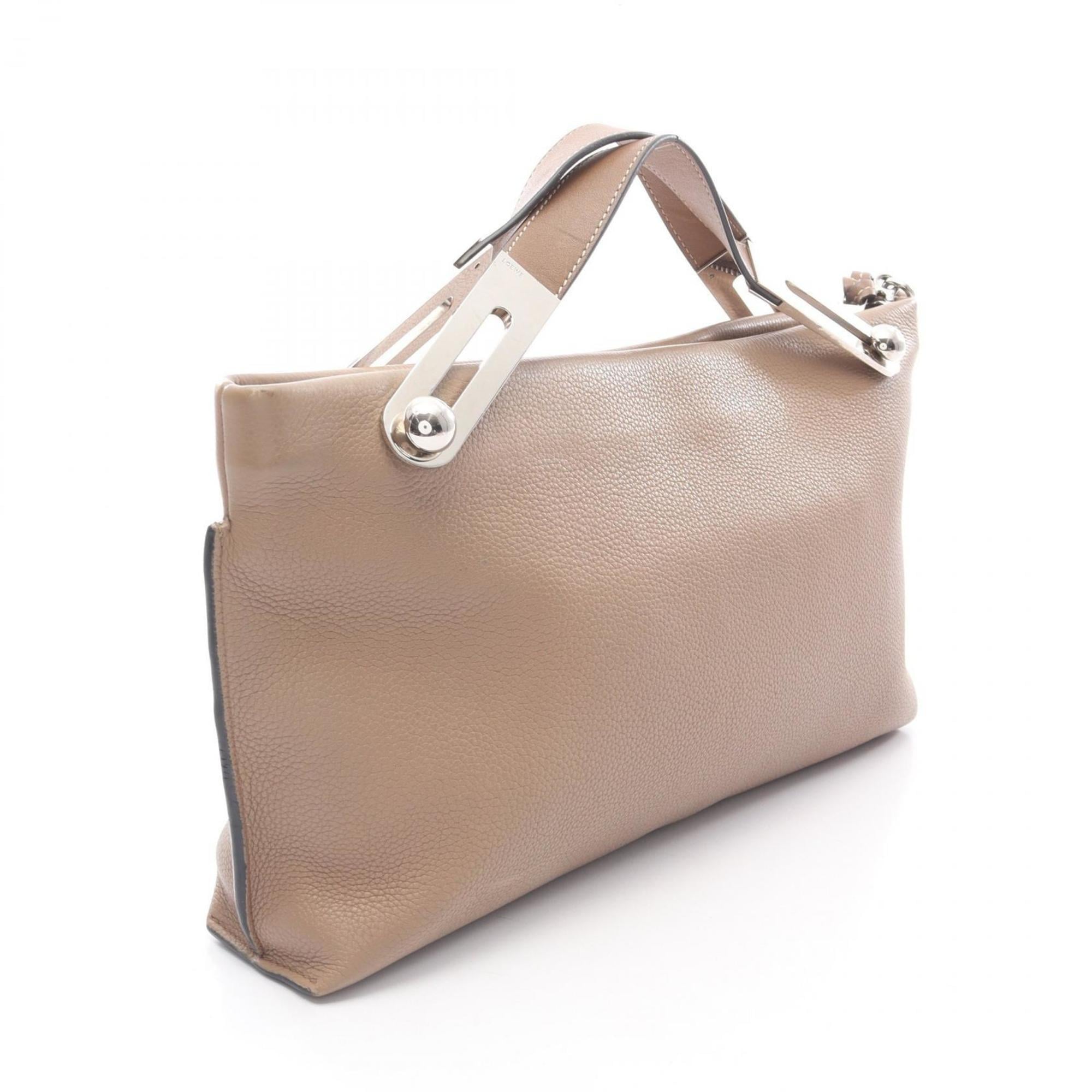 Loewe Beige Leather Handbag (Pre-Owned)