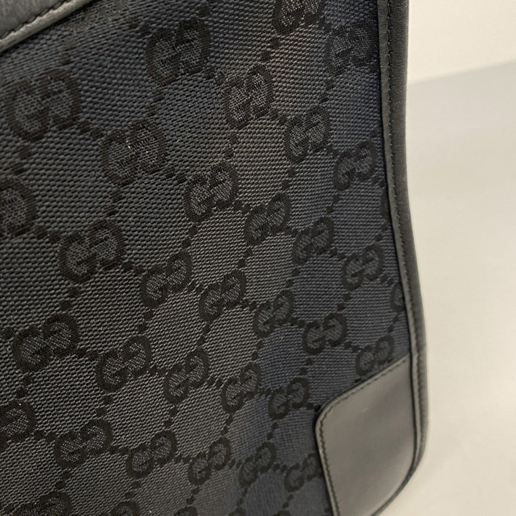Gucci Black Canvas Shoulder Bag (Pre-Owned)