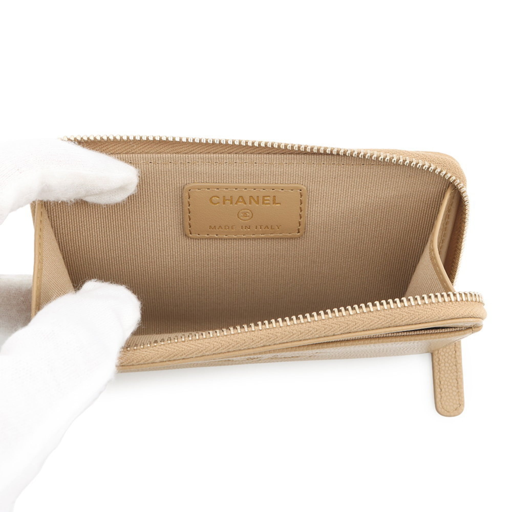 Chanel Beige Grained Calfskin Coin Purse/Coin Case (Pre-Owned)