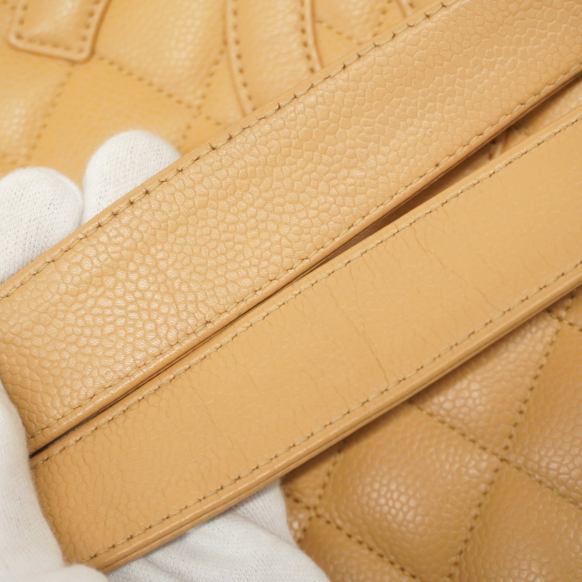 Chanel Beige Grained Calfskin Shoulder Bag (Pre-Owned)